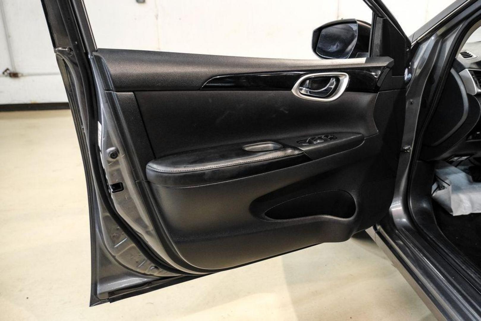 2019 Gun Metallic /Charcoal Nissan Sentra SV (3N1AB7AP7KY) with an 1.8L 4-Cylinder DOHC 16V engine, CVT transmission, located at 15300 Midway Rd., Addison, TX, 75001, (972) 702-0011, 32.958321, -96.838074 - Photo#38