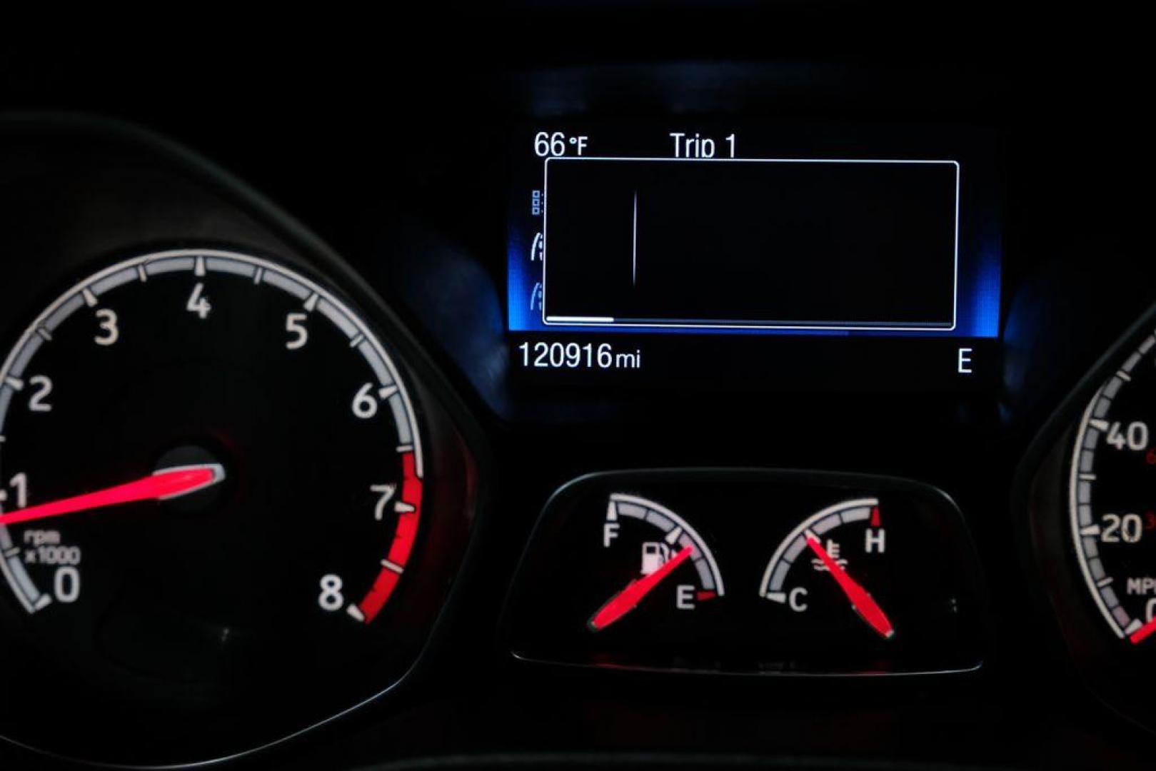 2015 Tuxedo Black /Black Ford Focus ST (1FADP3L97FL) with an EcoBoost 2.0L I4 GTDi DOHC Turbocharged VCT engine, Manual transmission, located at 15300 Midway Rd., Addison, TX, 75001, (972) 702-0011, 32.958321, -96.838074 - Photo#15