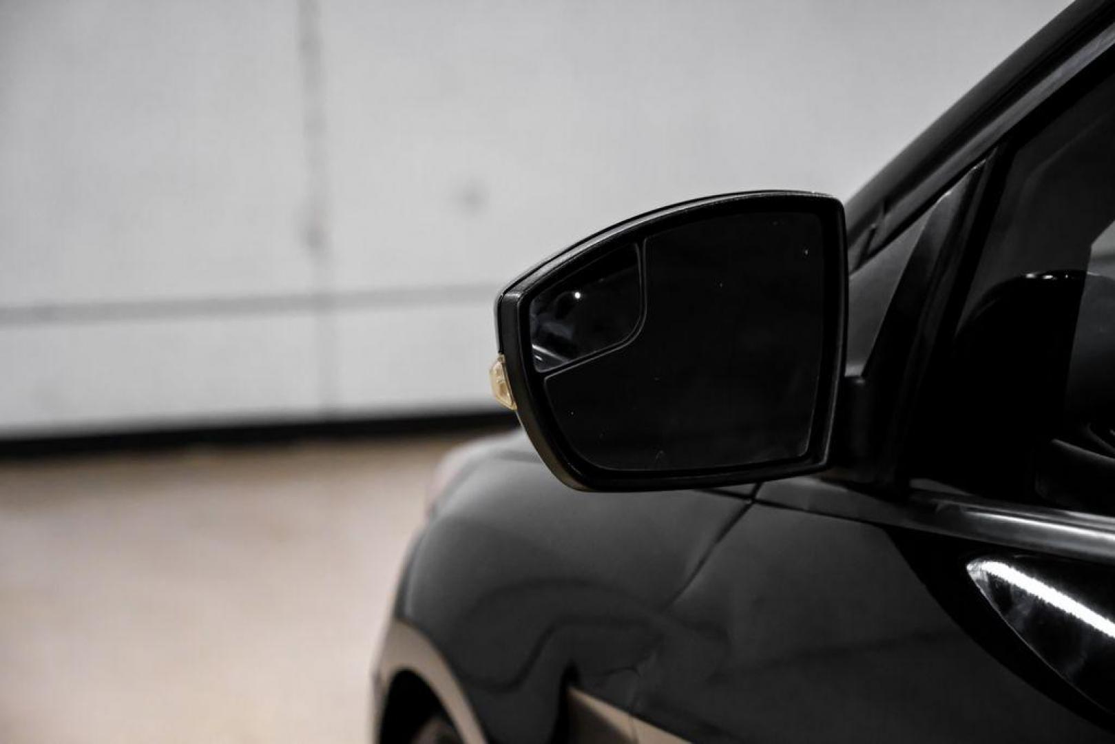 2015 Tuxedo Black /Black Ford Focus ST (1FADP3L97FL) with an EcoBoost 2.0L I4 GTDi DOHC Turbocharged VCT engine, Manual transmission, located at 15300 Midway Rd., Addison, TX, 75001, (972) 702-0011, 32.958321, -96.838074 - Photo#33