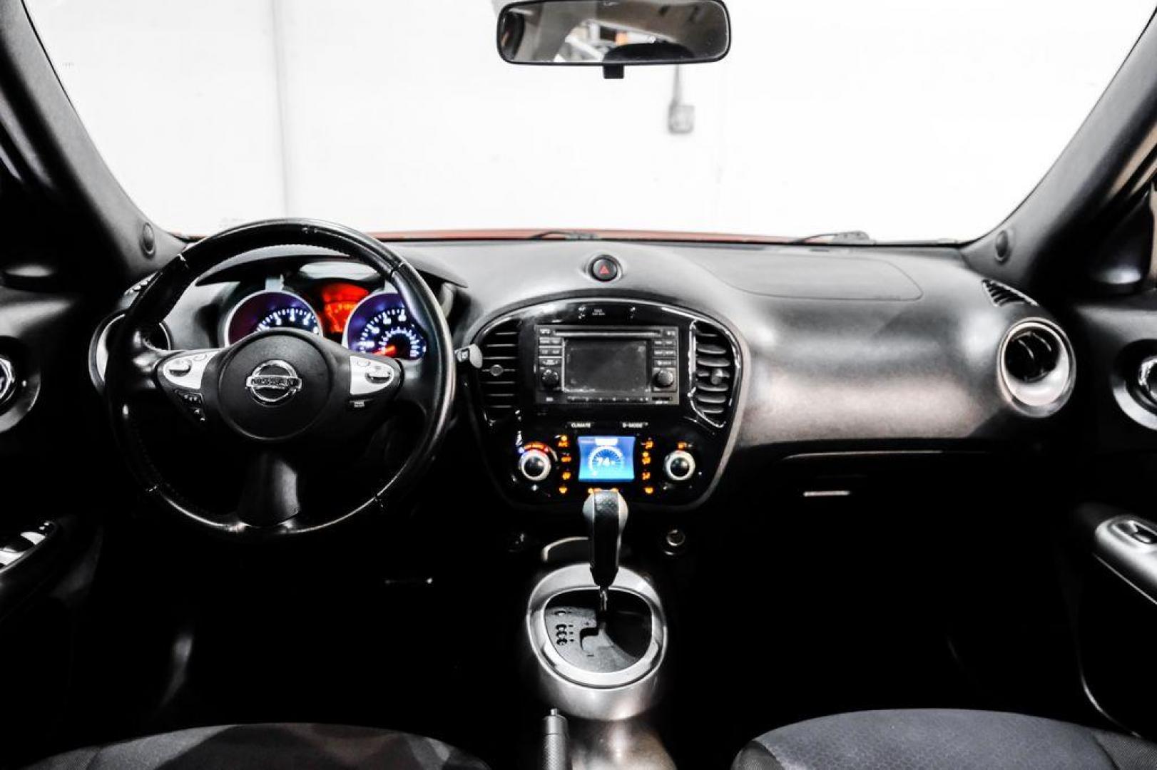 2013 Cayenne Red /Black Nissan Juke SV (JN8AF5MRXDT) with an 1.6L I4 DOHC 16V engine, CVT transmission, located at 15300 Midway Rd., Addison, TX, 75001, (972) 702-0011, 32.958321, -96.838074 - Photo#15