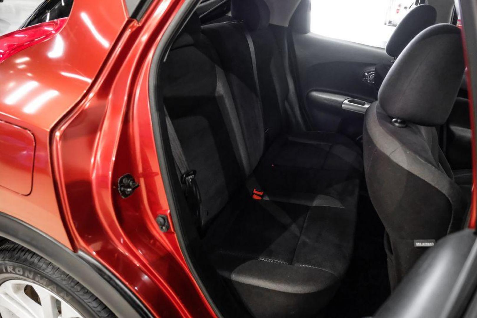 2013 Cayenne Red /Black Nissan Juke SV (JN8AF5MRXDT) with an 1.6L I4 DOHC 16V engine, CVT transmission, located at 15300 Midway Rd., Addison, TX, 75001, (972) 702-0011, 32.958321, -96.838074 - Photo#27