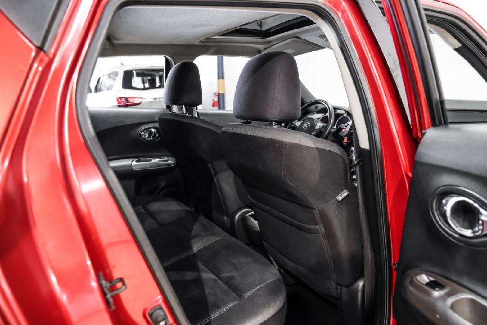 2013 Cayenne Red /Black Nissan Juke SV (JN8AF5MRXDT) with an 1.6L I4 DOHC 16V engine, CVT transmission, located at 15300 Midway Rd., Addison, TX, 75001, (972) 702-0011, 32.958321, -96.838074 - Photo#29