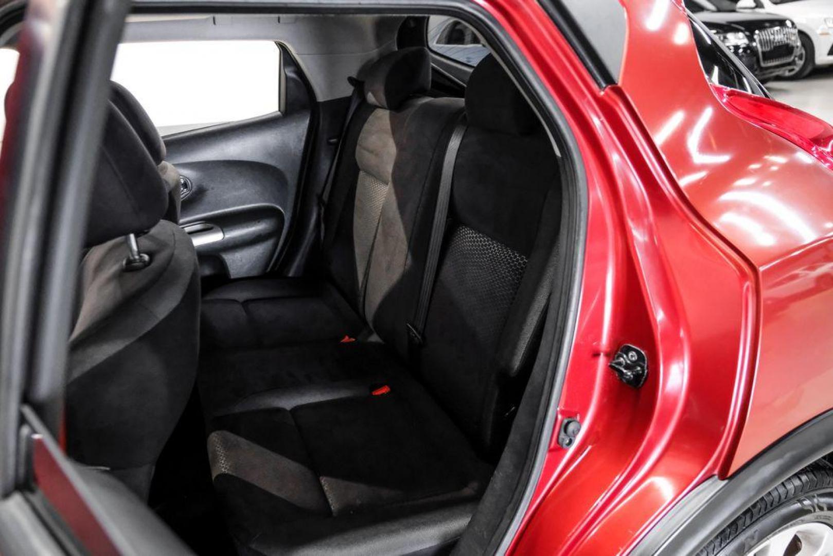 2013 Cayenne Red /Black Nissan Juke SV (JN8AF5MRXDT) with an 1.6L I4 DOHC 16V engine, CVT transmission, located at 15300 Midway Rd., Addison, TX, 75001, (972) 702-0011, 32.958321, -96.838074 - Photo#32