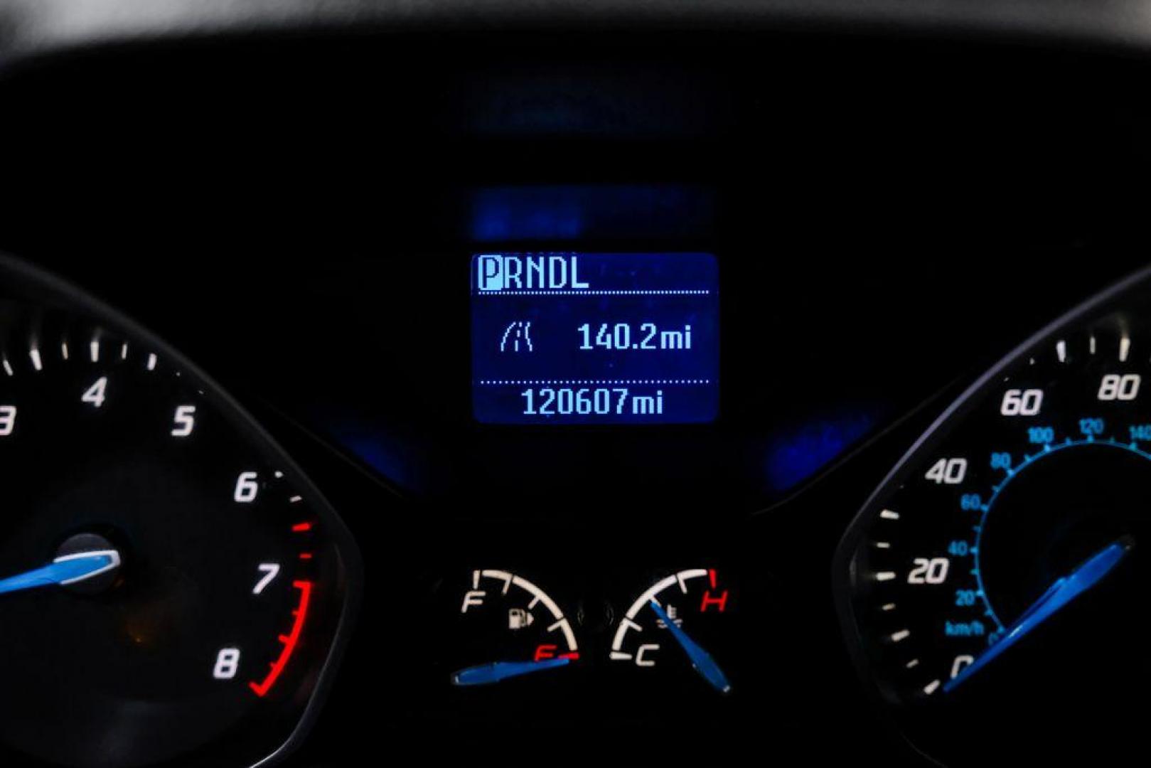2014 Oxford White /Black Ford Focus S (1FADP3E24EL) with an 2.0L 4-Cylinder DGI Flex Fuel DOHC engine, Automatic transmission, located at 15300 Midway Rd., Addison, TX, 75001, (972) 702-0011, 32.958321, -96.838074 - Photo#18
