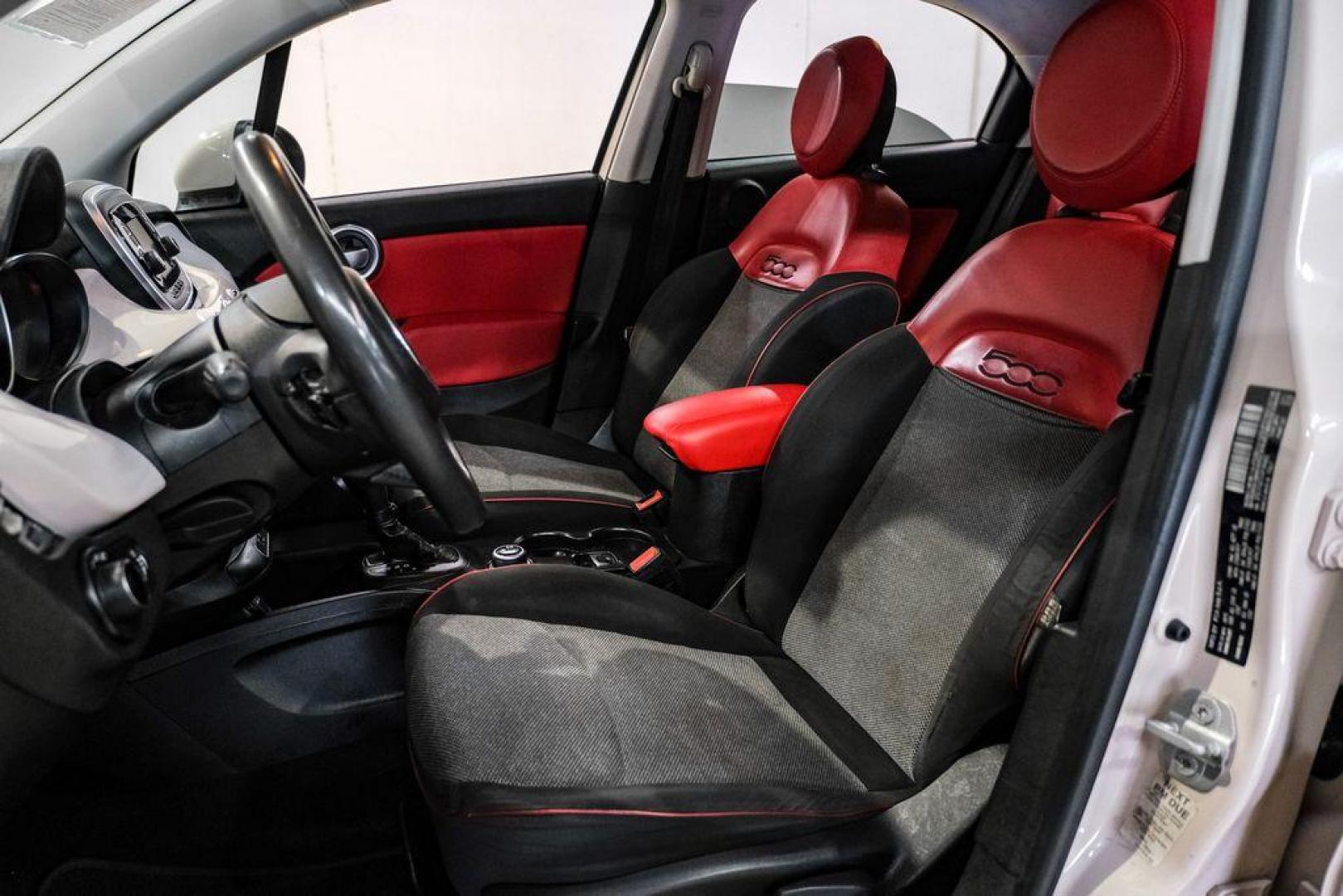2016 Grigio /Black/Red Fiat 500X Easy (ZFBCFXBT2GP) with an 2.4L I4 MultiAir engine, Automatic transmission, located at 15300 Midway Rd., Addison, TX, 75001, (972) 702-0011, 32.958321, -96.838074 - Photo#31