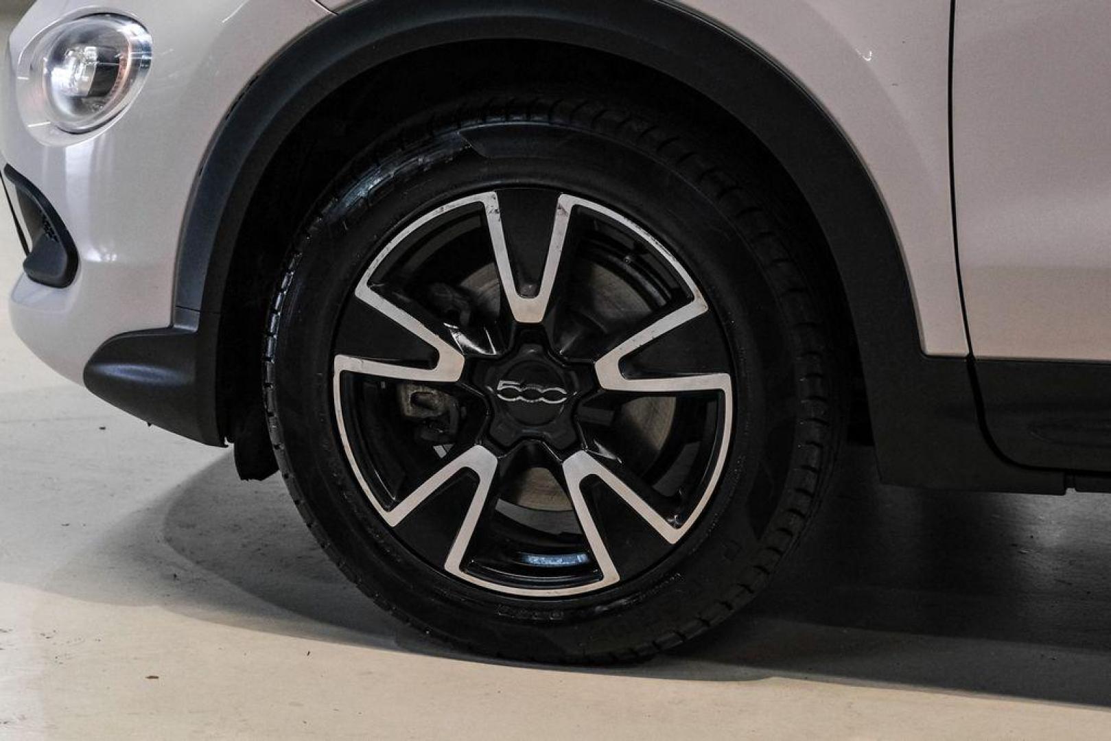 2016 Grigio /Black/Red Fiat 500X Easy (ZFBCFXBT2GP) with an 2.4L I4 MultiAir engine, Automatic transmission, located at 15300 Midway Rd., Addison, TX, 75001, (972) 702-0011, 32.958321, -96.838074 - Photo#55
