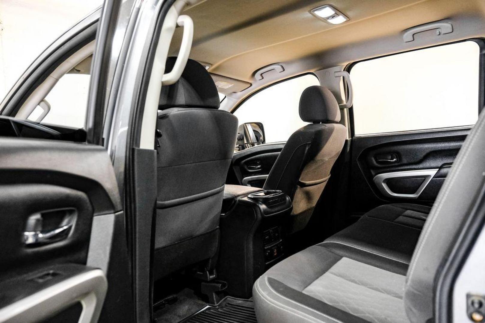 2021 Gun Metallic /Black Nissan Titan SV (1N6AA1ED4MN) with an 5.6L V8 DOHC 32V 400hp engine, Automatic transmission, located at 15300 Midway Rd., Addison, TX, 75001, (972) 702-0011, 32.958321, -96.838074 - Photo#32