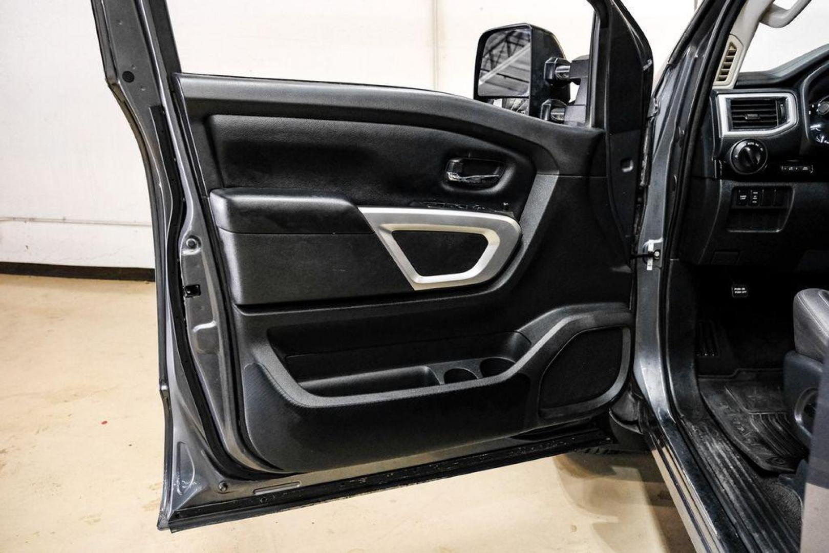 2021 Gun Metallic /Black Nissan Titan SV (1N6AA1ED4MN) with an 5.6L V8 DOHC 32V 400hp engine, Automatic transmission, located at 15300 Midway Rd., Addison, TX, 75001, (972) 702-0011, 32.958321, -96.838074 - Photo#36
