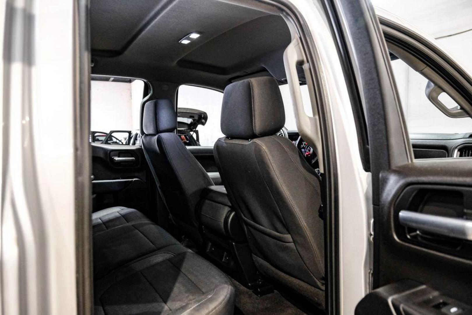2020 Silver Ice Metallic /Jet Black Chevrolet Silverado 1500 LT (1GCRYDED0LZ) with an EcoTec3 5.3L V8 engine, Automatic transmission, located at 15300 Midway Rd., Addison, TX, 75001, (972) 702-0011, 32.958321, -96.838074 - Photo#31