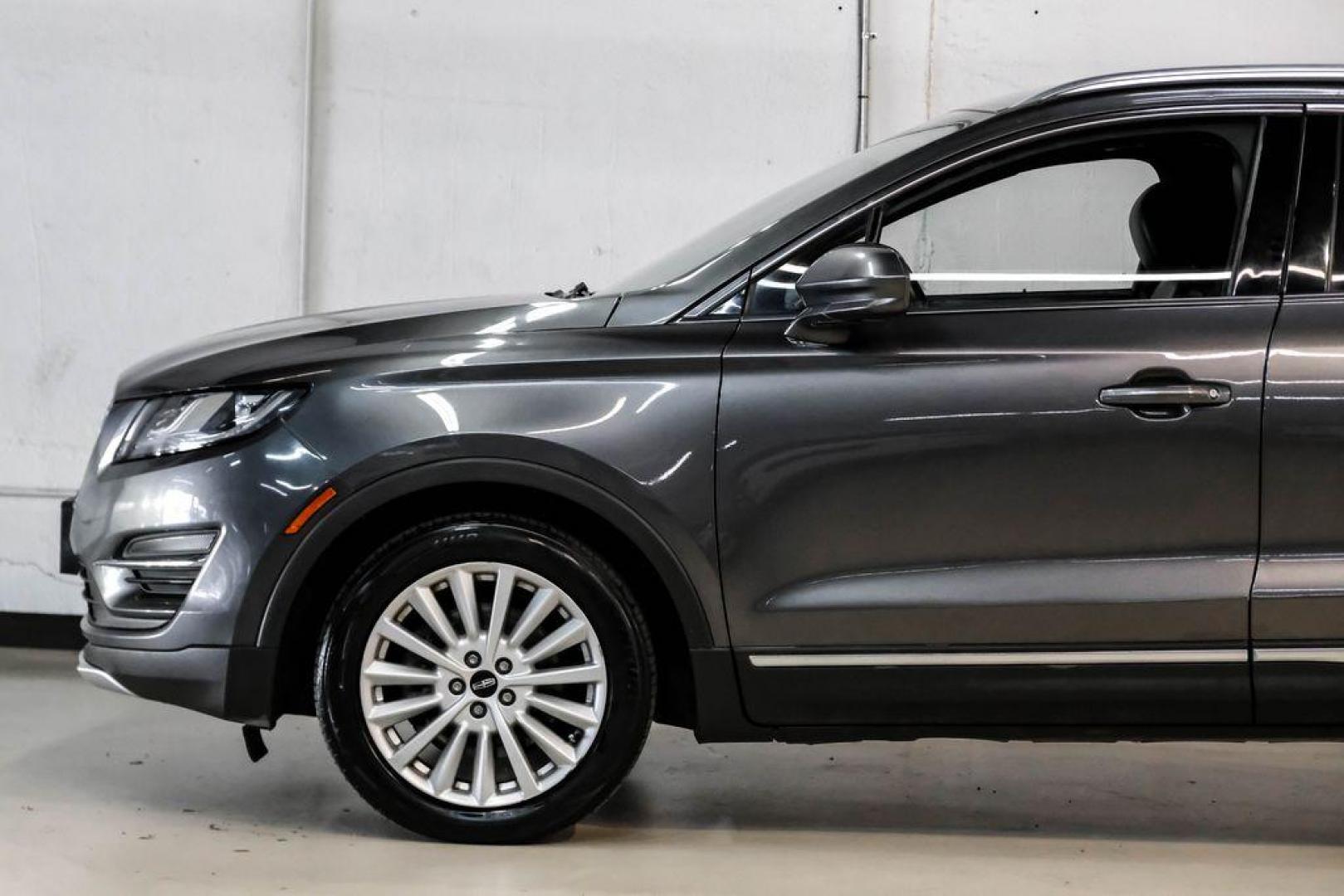 2019 Magnetic Gray Metallic /Ebony Lincoln MKC Standard (5LMCJ1C91KU) with an 2.0L I4 engine, Automatic transmission, located at 15300 Midway Rd., Addison, TX, 75001, (972) 702-0011, 32.958321, -96.838074 - Photo#11