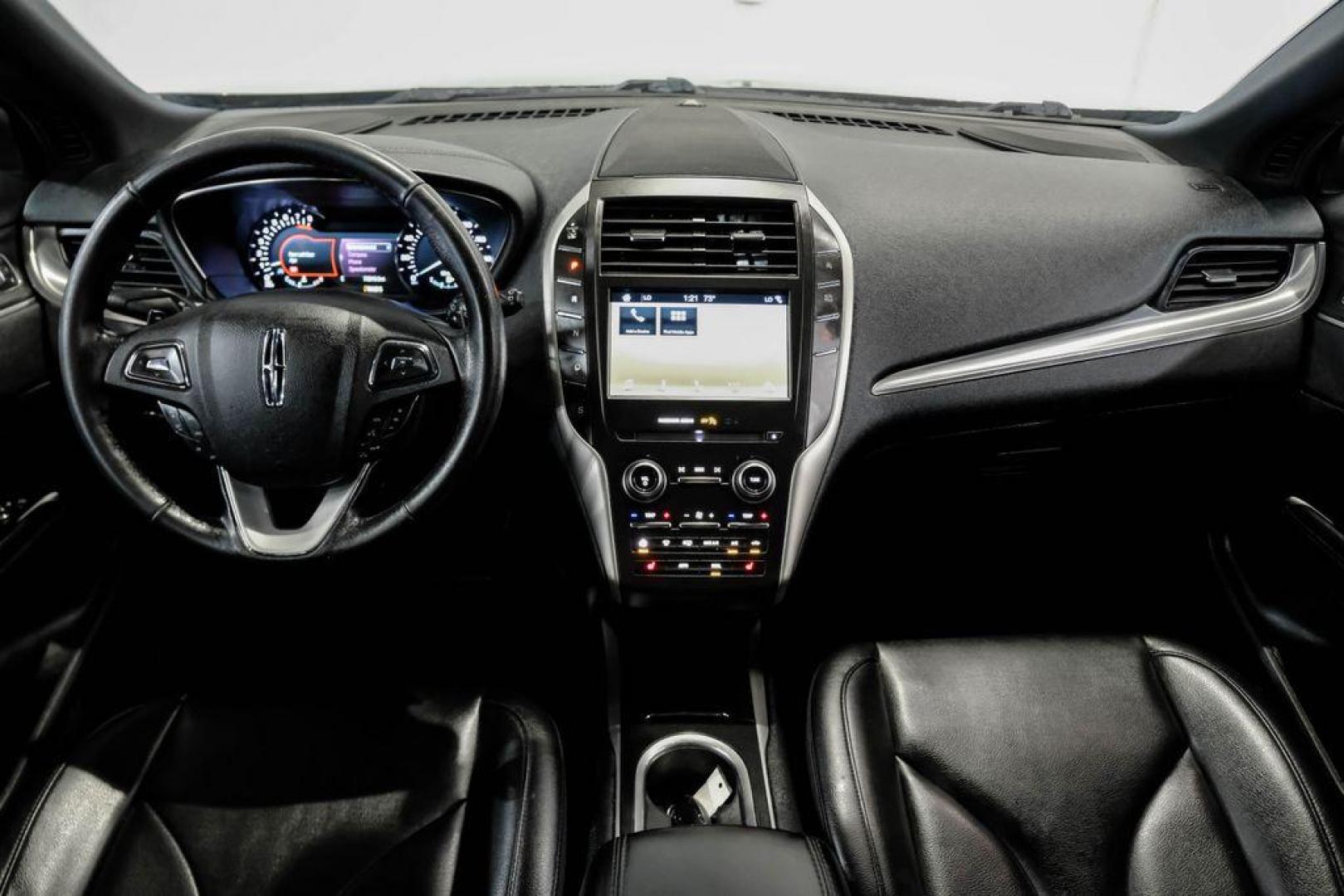 2019 Magnetic Gray Metallic /Ebony Lincoln MKC Standard (5LMCJ1C91KU) with an 2.0L I4 engine, Automatic transmission, located at 15300 Midway Rd., Addison, TX, 75001, (972) 702-0011, 32.958321, -96.838074 - Photo#14