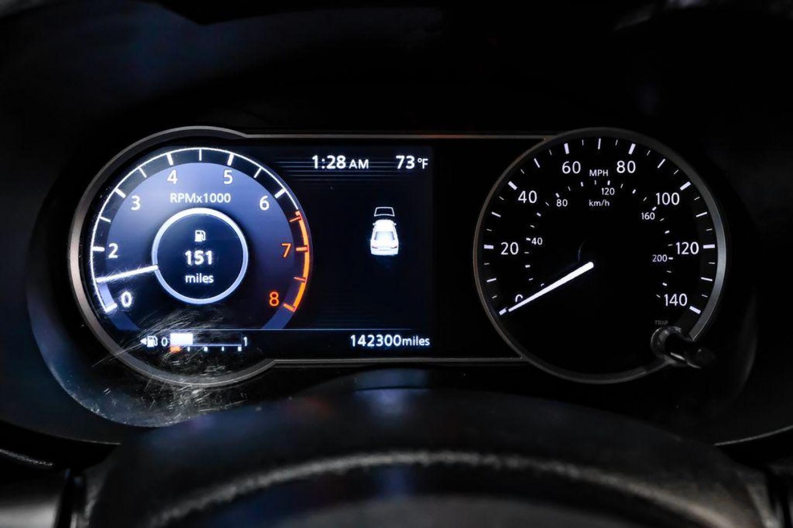 2020 Aspen White /Sport Interior Nissan Versa 1.6 SR (3N1CN8FV3LL) with an 1.6L 4-Cylinder DOHC 16V engine, CVT transmission, located at 15300 Midway Rd., Addison, TX, 75001, (972) 702-0011, 32.958321, -96.838074 - Photo#18
