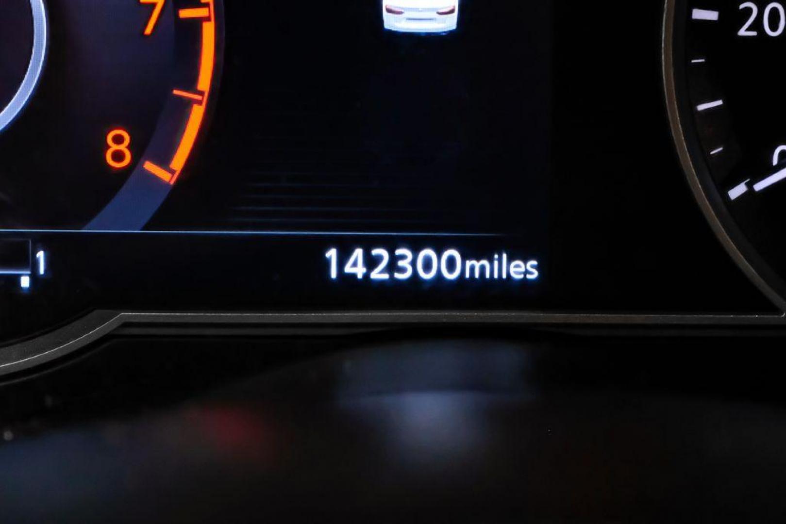 2020 Aspen White /Sport Interior Nissan Versa 1.6 SR (3N1CN8FV3LL) with an 1.6L 4-Cylinder DOHC 16V engine, CVT transmission, located at 15300 Midway Rd., Addison, TX, 75001, (972) 702-0011, 32.958321, -96.838074 - Photo#19