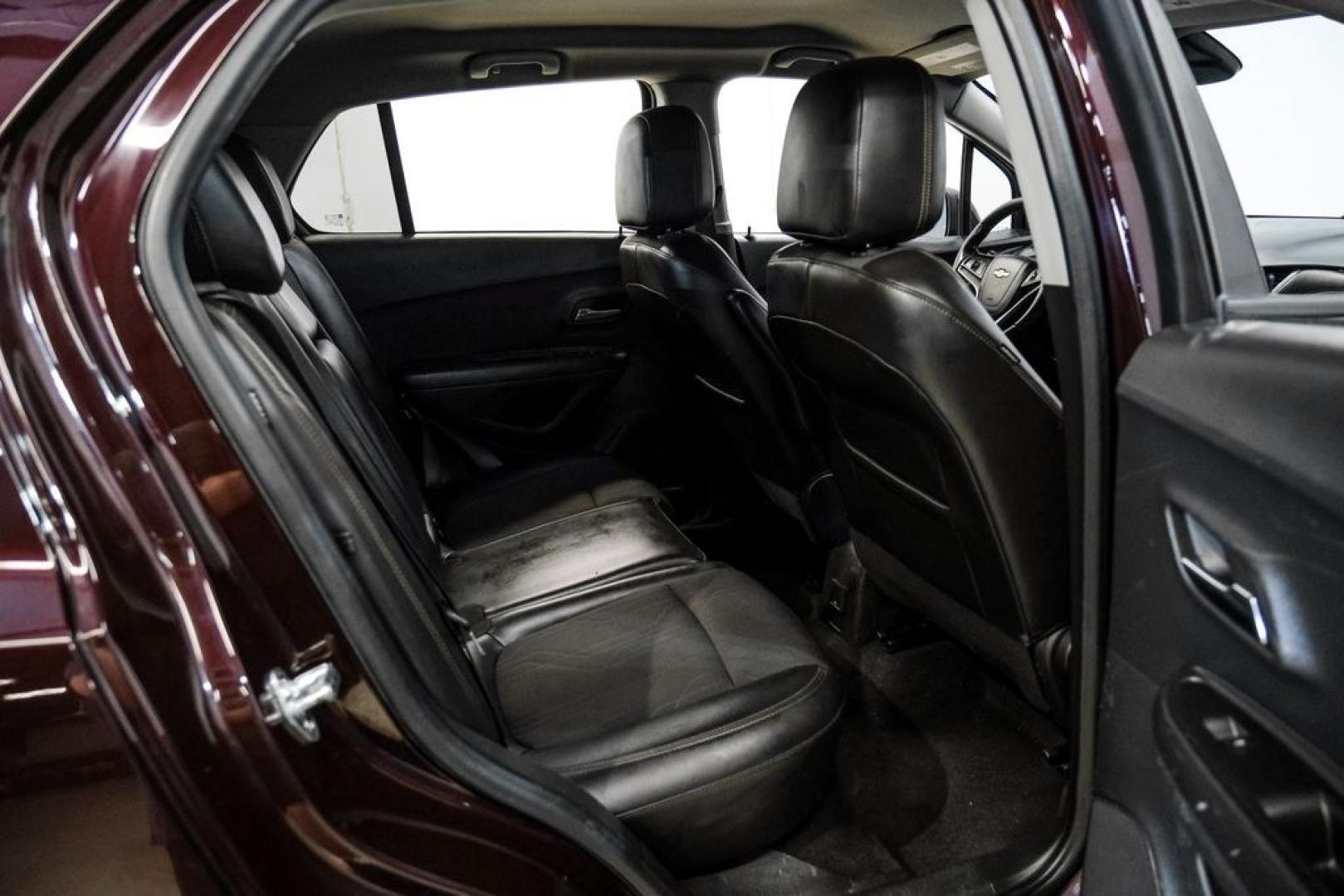 2022 Black Cherry Metallic /Jet Black Chevrolet Trax LT (KL7CJPSM4NB) with an Turbo 1.4L VVT DOHC 4-Cylinder DI SIDI engine, Automatic transmission, located at 15300 Midway Rd., Addison, TX, 75001, (972) 702-0011, 32.958321, -96.838074 - Photo#37