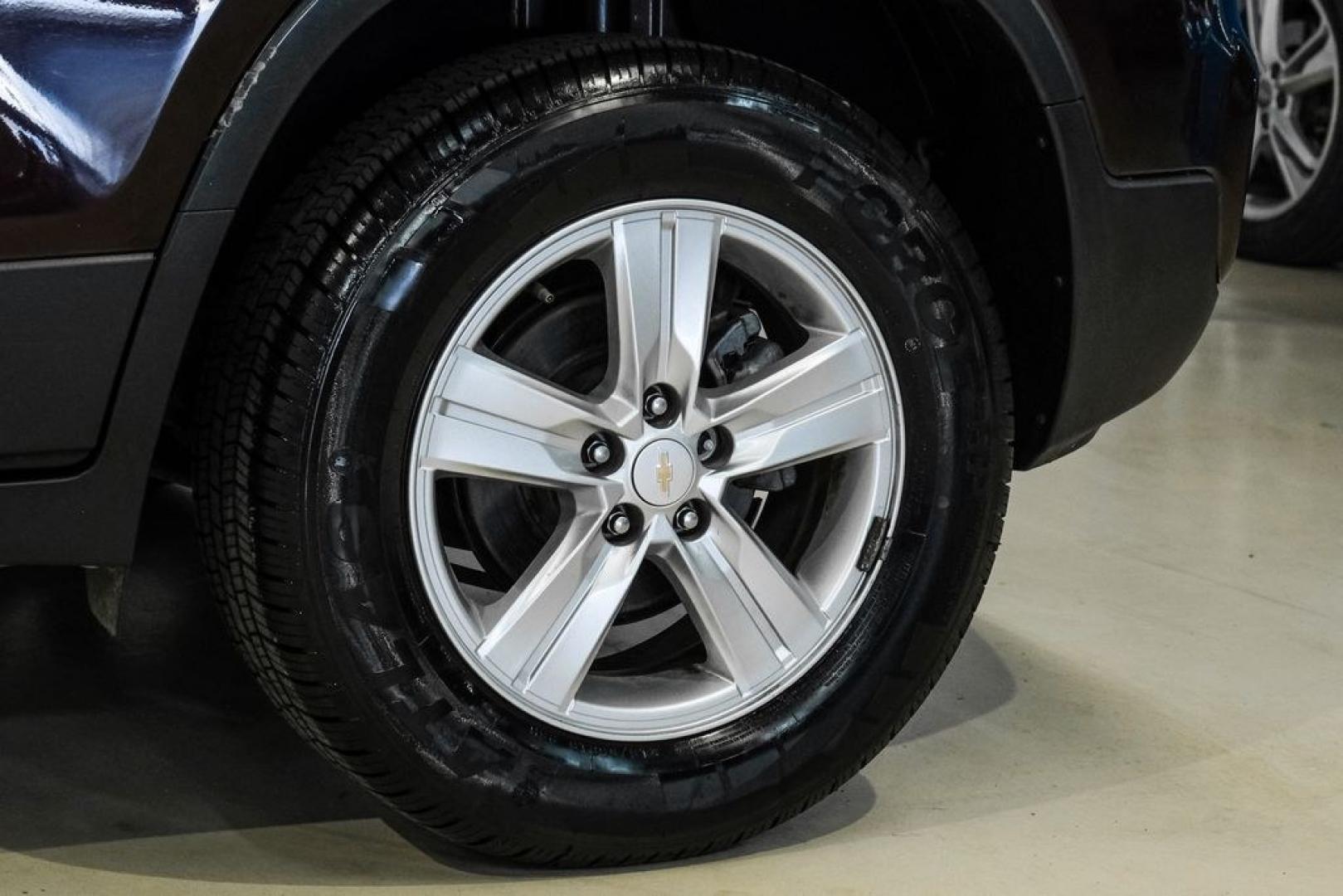 2022 Black Cherry Metallic /Jet Black Chevrolet Trax LT (KL7CJPSM4NB) with an Turbo 1.4L VVT DOHC 4-Cylinder DI SIDI engine, Automatic transmission, located at 15300 Midway Rd., Addison, TX, 75001, (972) 702-0011, 32.958321, -96.838074 - Photo#56