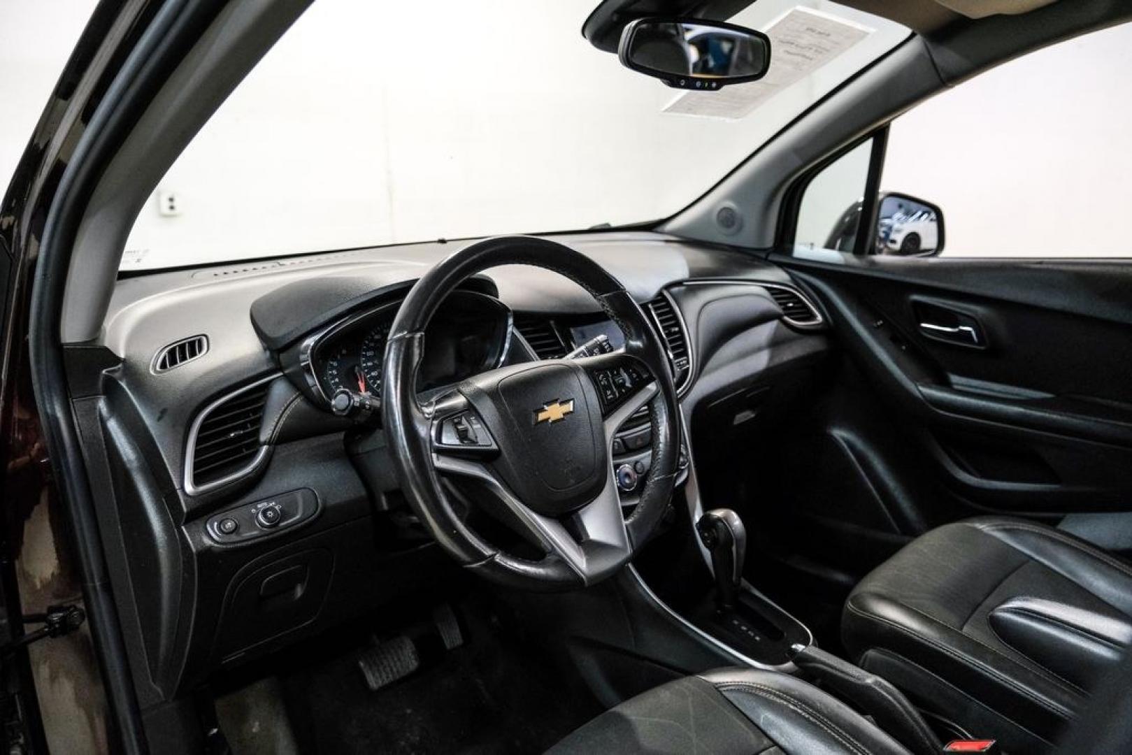 2022 Black Cherry Metallic /Jet Black Chevrolet Trax LT (KL7CJPSM4NB) with an Turbo 1.4L VVT DOHC 4-Cylinder DI SIDI engine, Automatic transmission, located at 15300 Midway Rd., Addison, TX, 75001, (972) 702-0011, 32.958321, -96.838074- Photo#2