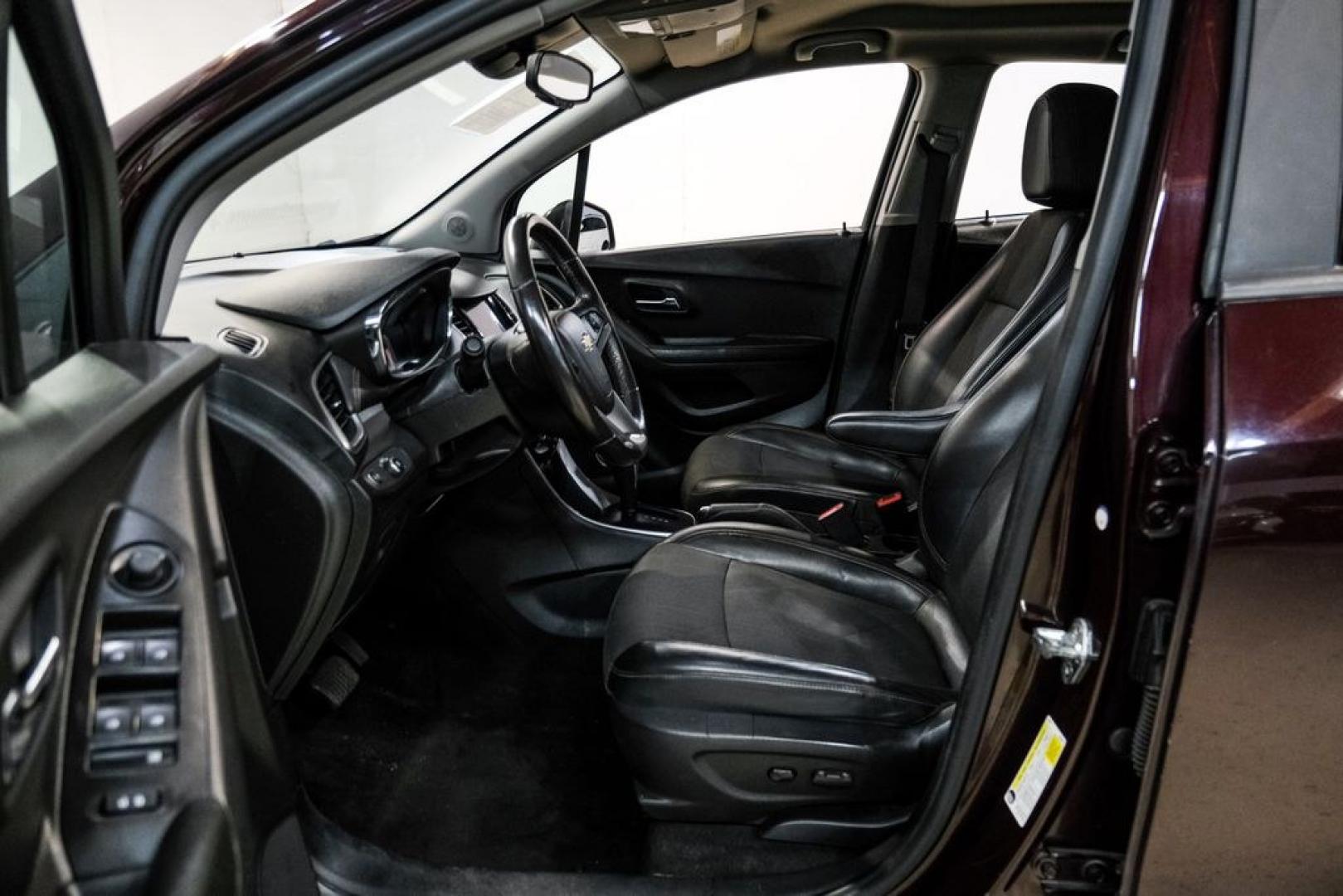 2022 Black Cherry Metallic /Jet Black Chevrolet Trax LT (KL7CJPSM4NB) with an Turbo 1.4L VVT DOHC 4-Cylinder DI SIDI engine, Automatic transmission, located at 15300 Midway Rd., Addison, TX, 75001, (972) 702-0011, 32.958321, -96.838074- Photo#3