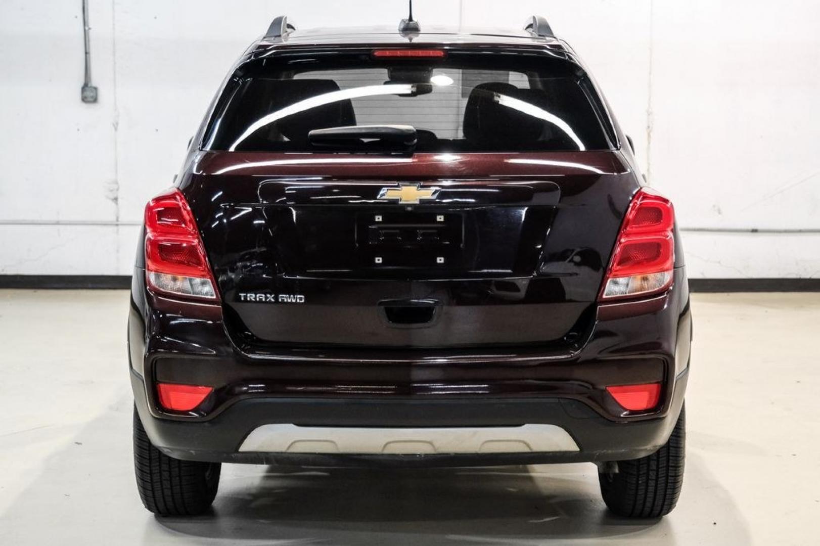 2022 Black Cherry Metallic /Jet Black Chevrolet Trax LT (KL7CJPSM4NB) with an Turbo 1.4L VVT DOHC 4-Cylinder DI SIDI engine, Automatic transmission, located at 15300 Midway Rd., Addison, TX, 75001, (972) 702-0011, 32.958321, -96.838074- Photo#8