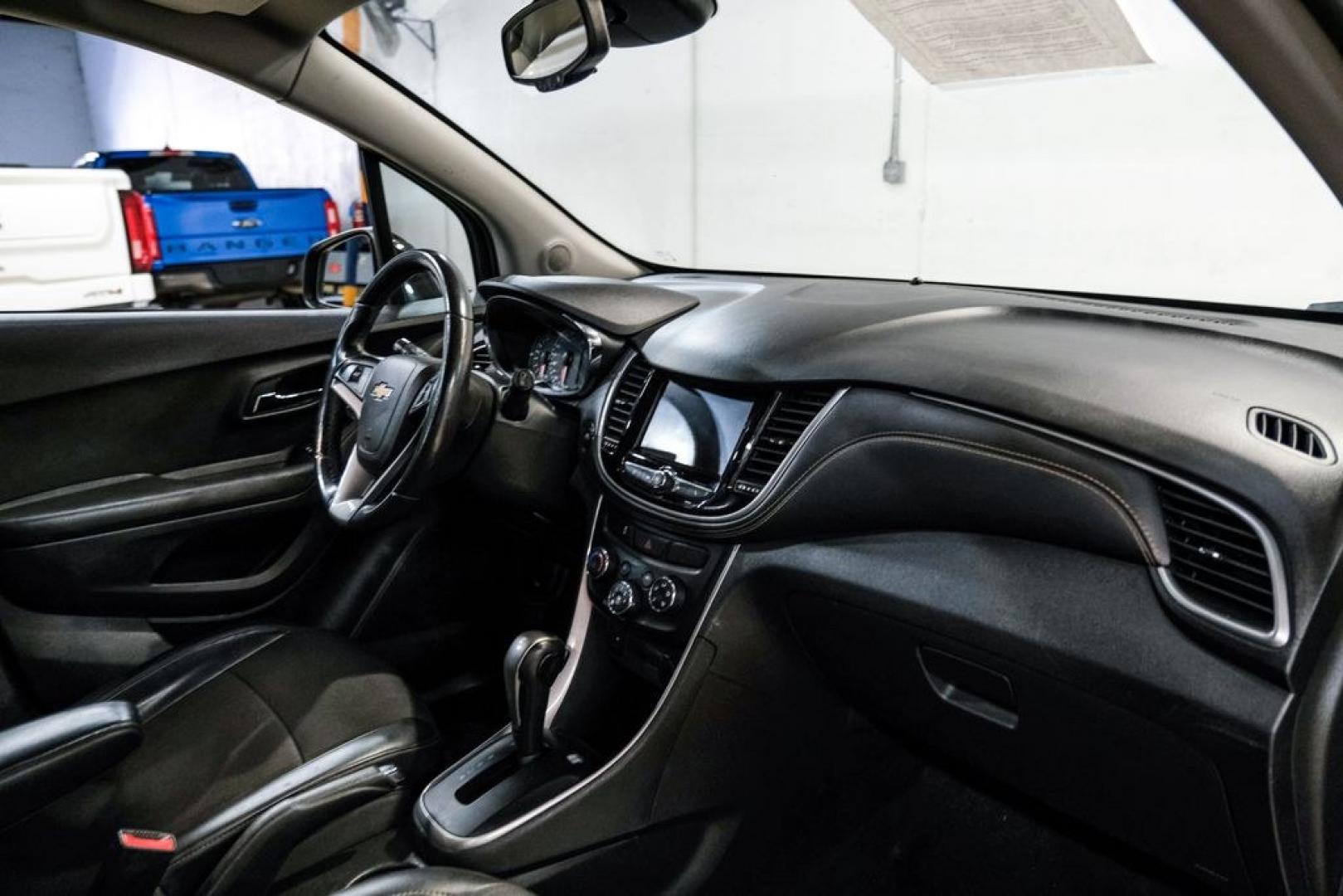 2022 Black Cherry Metallic /Jet Black Chevrolet Trax LT (KL7CJPSM4NB) with an Turbo 1.4L VVT DOHC 4-Cylinder DI SIDI engine, Automatic transmission, located at 15300 Midway Rd., Addison, TX, 75001, (972) 702-0011, 32.958321, -96.838074- Photo#11