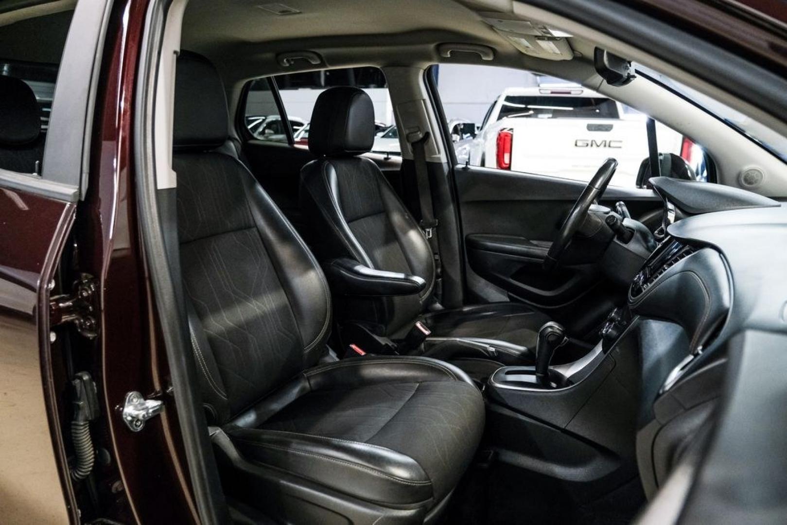 2022 Black Cherry Metallic /Jet Black Chevrolet Trax LT (KL7CJPSM4NB) with an Turbo 1.4L VVT DOHC 4-Cylinder DI SIDI engine, Automatic transmission, located at 15300 Midway Rd., Addison, TX, 75001, (972) 702-0011, 32.958321, -96.838074- Photo#29