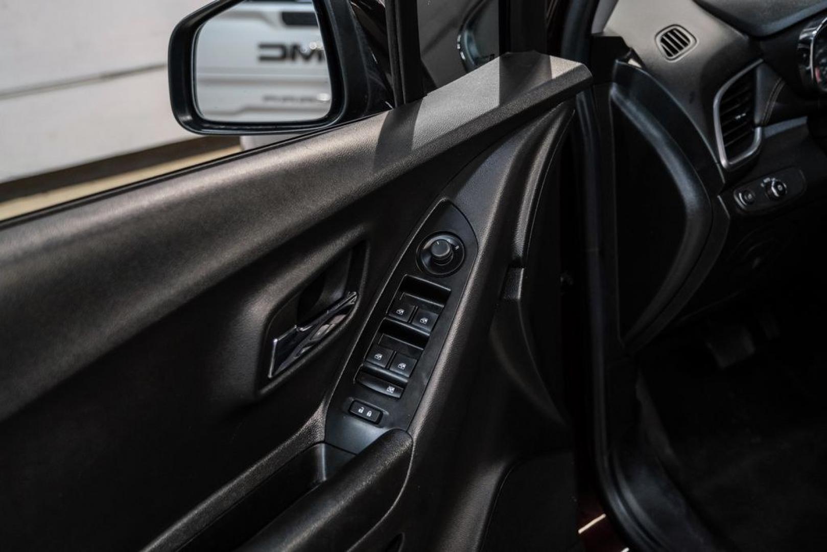 2022 Black Cherry Metallic /Jet Black Chevrolet Trax LT (KL7CJPSM4NB) with an Turbo 1.4L VVT DOHC 4-Cylinder DI SIDI engine, Automatic transmission, located at 15300 Midway Rd., Addison, TX, 75001, (972) 702-0011, 32.958321, -96.838074- Photo#35