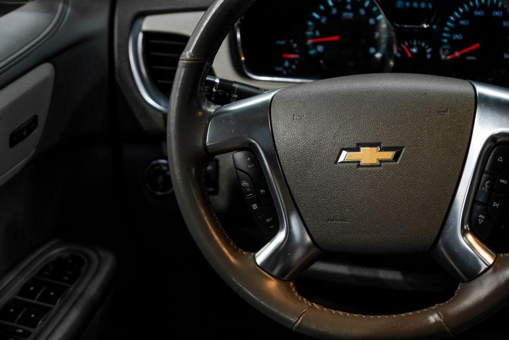 2017 Summit White /Dark Titanium/Light Titanium Chevrolet Traverse Premier (1GNKRJKD3HJ) with an 3.6L V6 SIDI engine, Automatic transmission, located at 15300 Midway Rd., Addison, TX, 75001, (972) 702-0011, 32.958321, -96.838074 - Photo#21