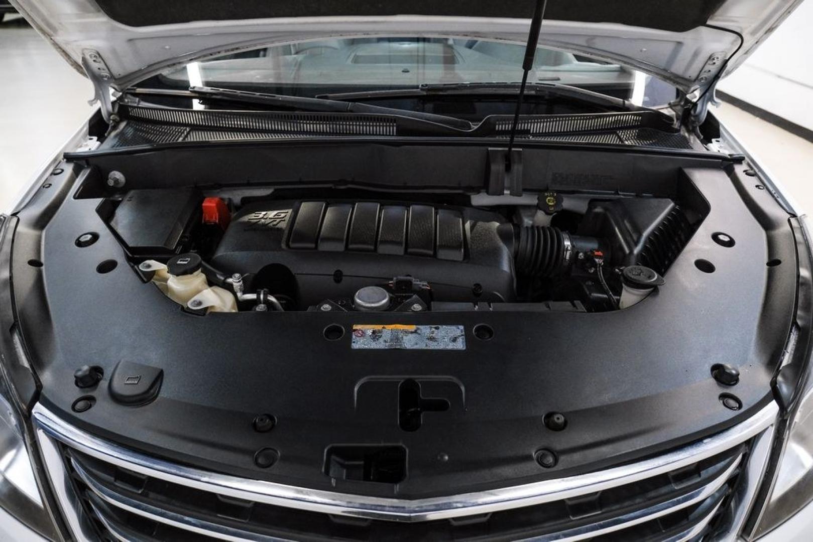 2017 Summit White /Dark Titanium/Light Titanium Chevrolet Traverse Premier (1GNKRJKD3HJ) with an 3.6L V6 SIDI engine, Automatic transmission, located at 15300 Midway Rd., Addison, TX, 75001, (972) 702-0011, 32.958321, -96.838074 - Photo#49