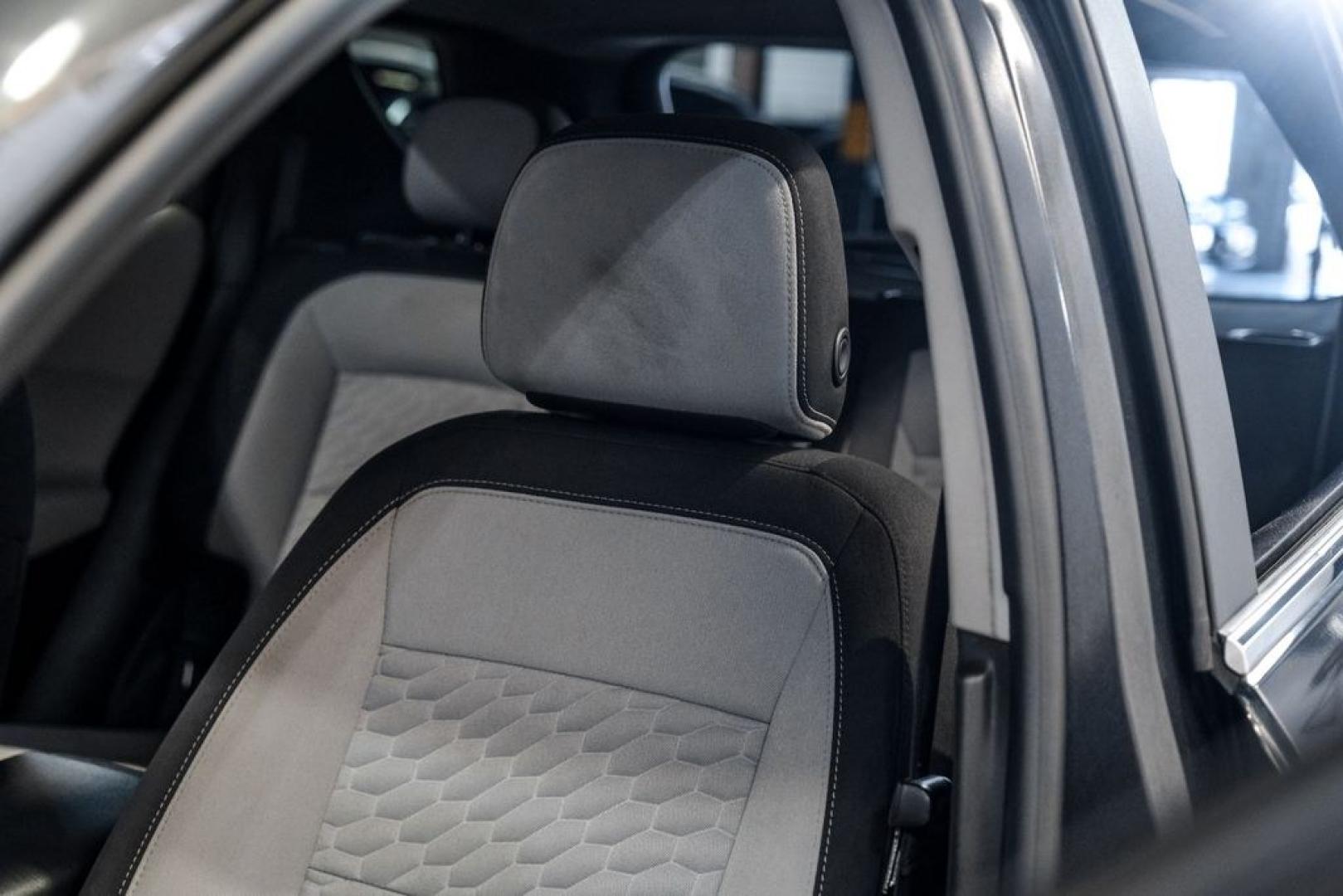 2021 Nightfall Gray Metallic /Medium Ash Gray Chevrolet Equinox LT (2GNAXTEV4M6) with an 1.5L DOHC engine, Automatic transmission, located at 15300 Midway Rd., Addison, TX, 75001, (972) 702-0011, 32.958321, -96.838074 - Photo#30