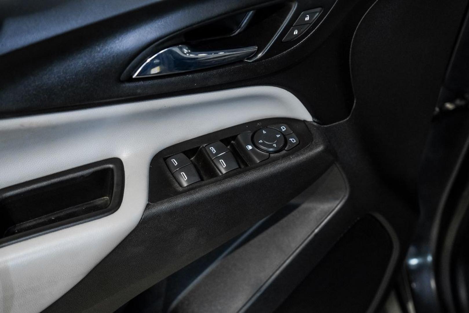 2021 Nightfall Gray Metallic /Medium Ash Gray Chevrolet Equinox LT (2GNAXTEV4M6) with an 1.5L DOHC engine, Automatic transmission, located at 15300 Midway Rd., Addison, TX, 75001, (972) 702-0011, 32.958321, -96.838074 - Photo#43