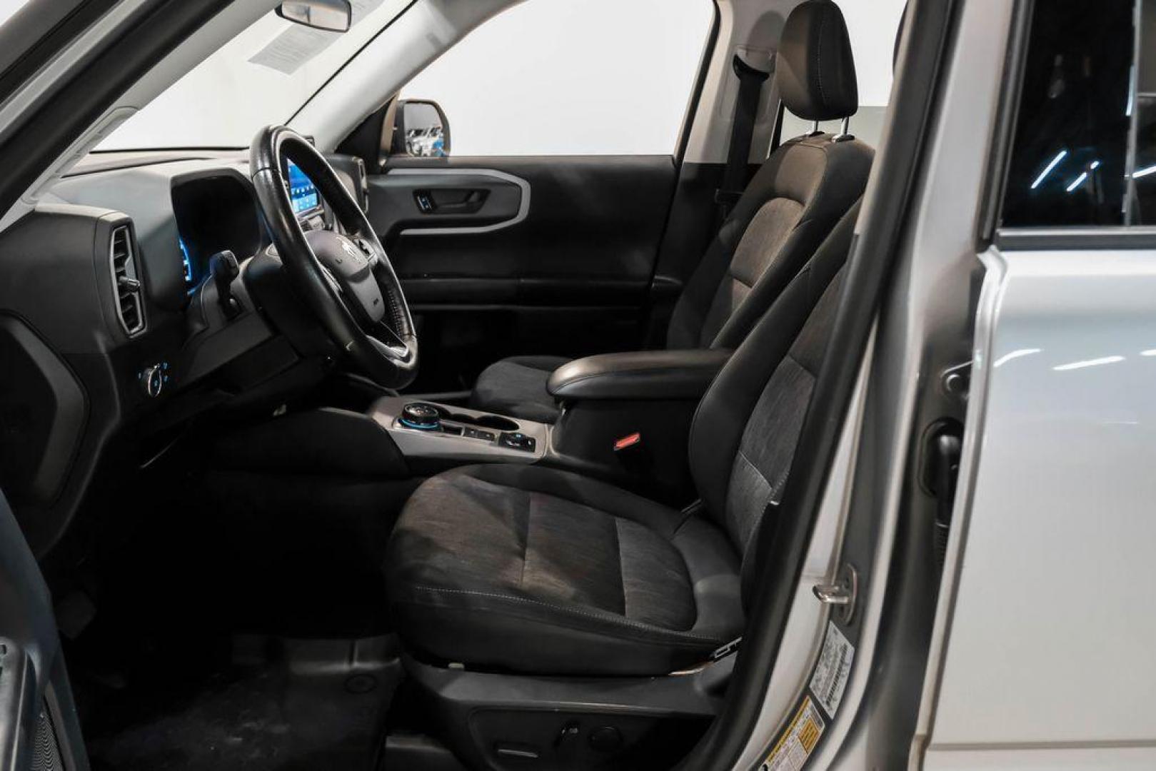 2022 Silver Metallic /Ebony Ford Bronco Sport Big Bend (3FMCR9B63NR) with an 1.5L EcoBoost engine, Automatic transmission, located at 15300 Midway Rd., Addison, TX, 75001, (972) 702-0011, 32.958321, -96.838074 - Photo#3