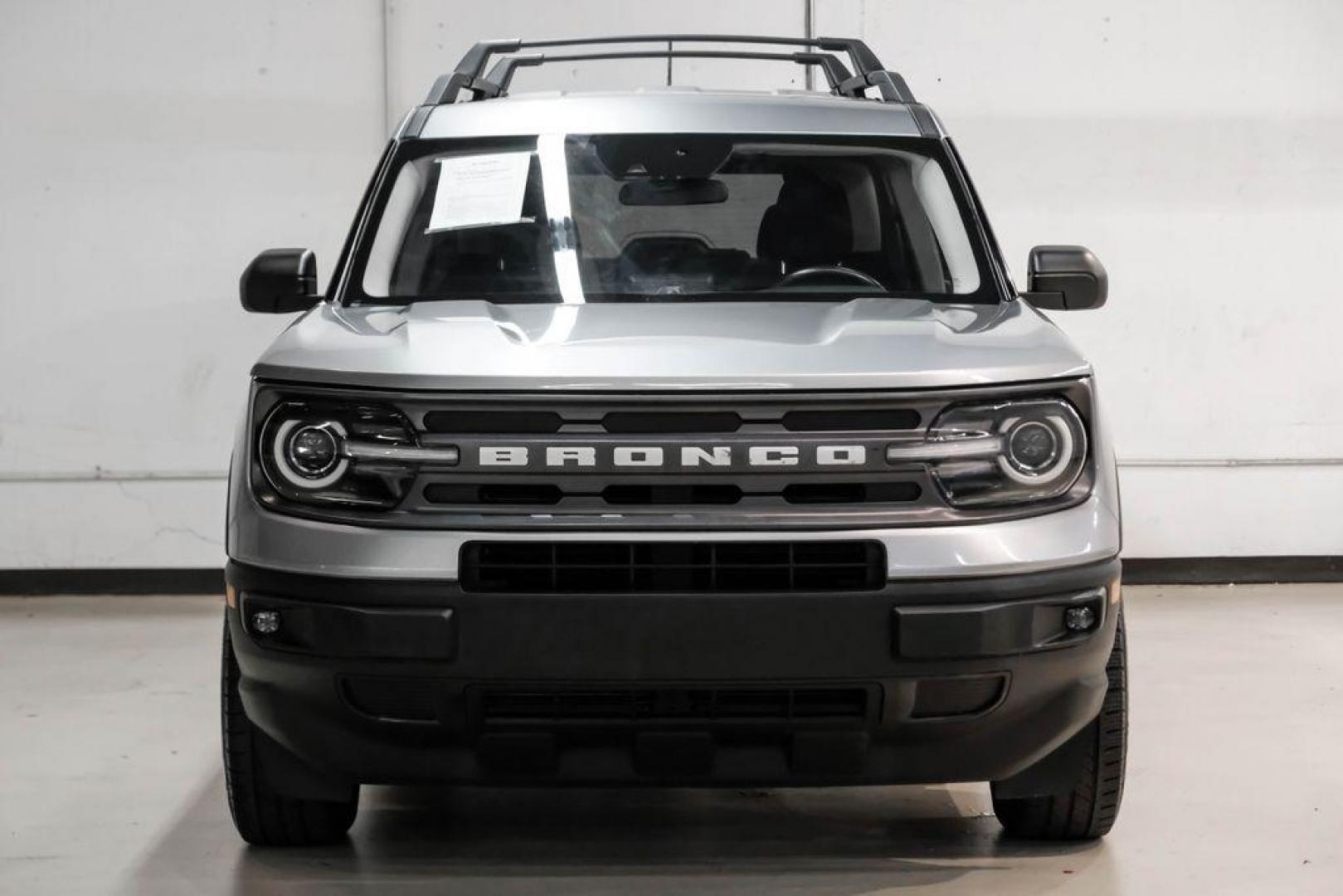 2022 Silver Metallic /Ebony Ford Bronco Sport Big Bend (3FMCR9B63NR) with an 1.5L EcoBoost engine, Automatic transmission, located at 15300 Midway Rd., Addison, TX, 75001, (972) 702-0011, 32.958321, -96.838074 - Photo#4