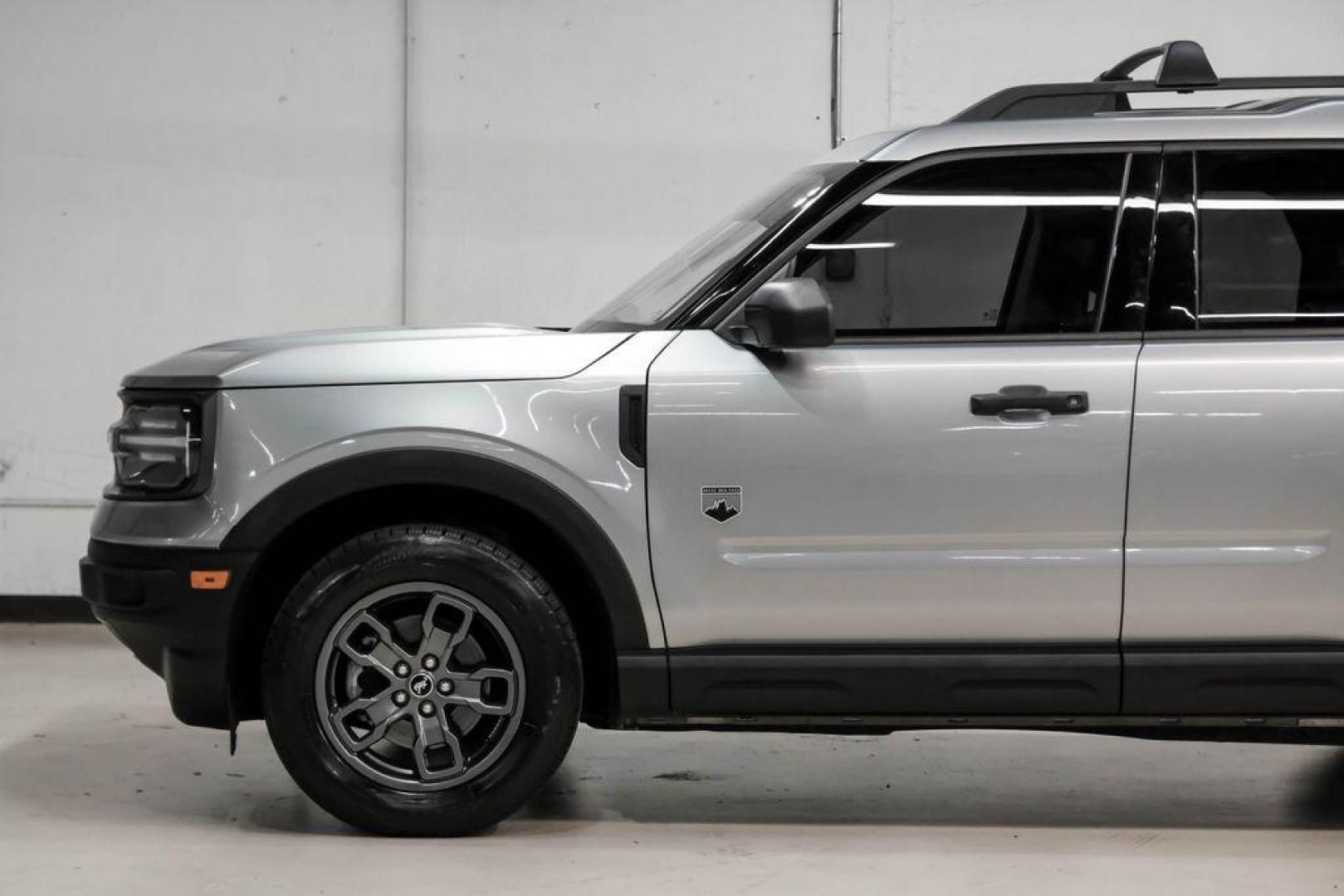 2022 Silver Metallic /Ebony Ford Bronco Sport Big Bend (3FMCR9B63NR) with an 1.5L EcoBoost engine, Automatic transmission, located at 15300 Midway Rd., Addison, TX, 75001, (972) 702-0011, 32.958321, -96.838074 - Photo#11