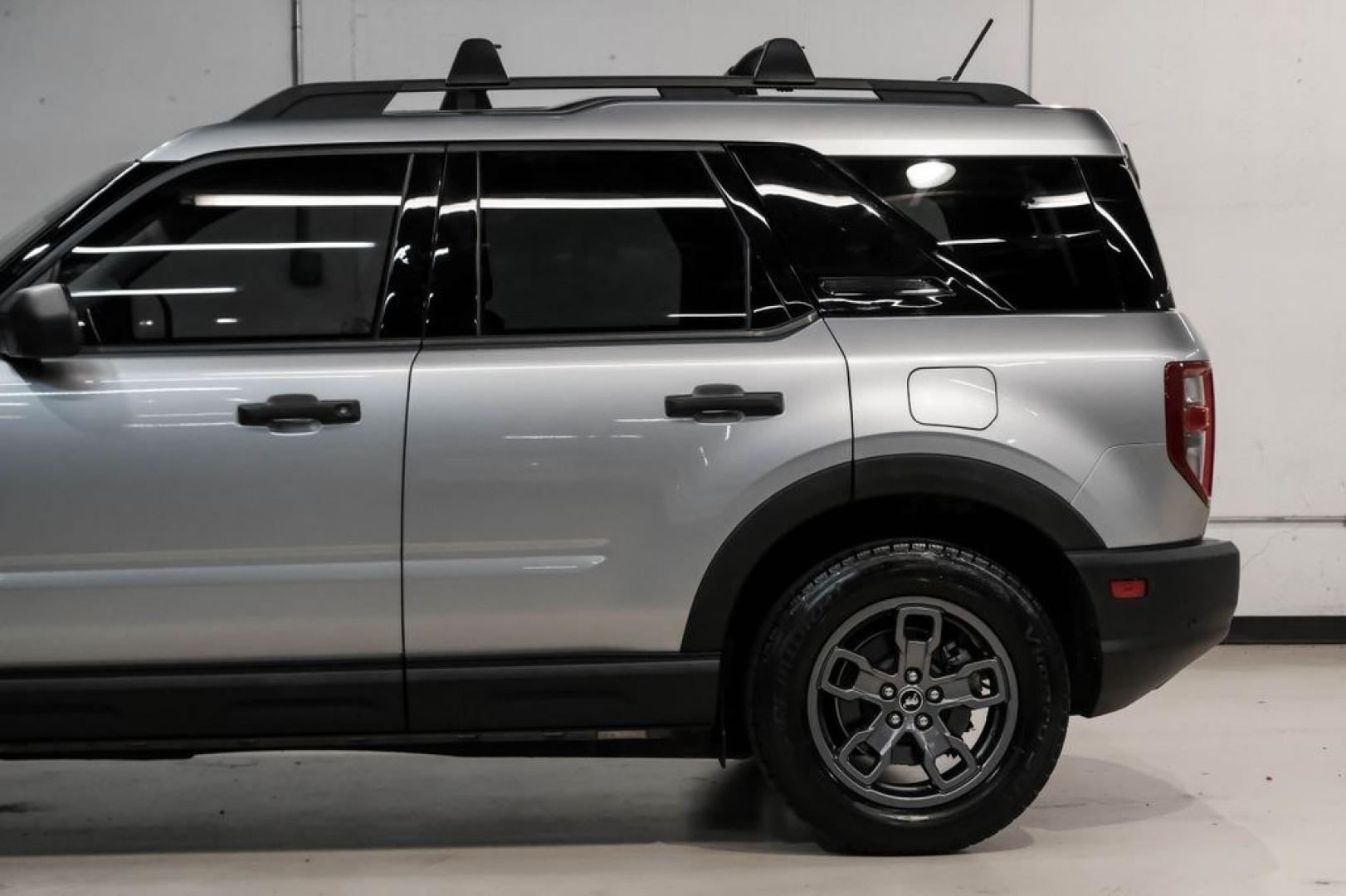2022 Silver Metallic /Ebony Ford Bronco Sport Big Bend (3FMCR9B63NR) with an 1.5L EcoBoost engine, Automatic transmission, located at 15300 Midway Rd., Addison, TX, 75001, (972) 702-0011, 32.958321, -96.838074 - Photo#12