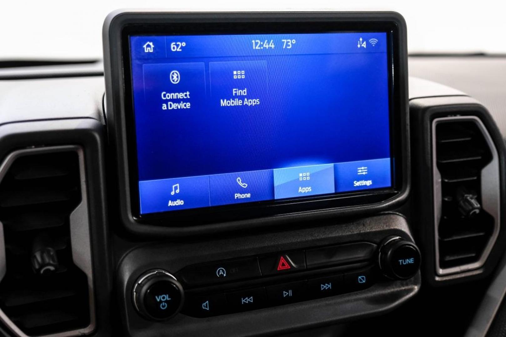 2022 Oxford White /Ebony Ford Bronco Sport Big Bend (3FMCR9B64NR) with an 1.5L EcoBoost engine, Automatic transmission, located at 15300 Midway Rd., Addison, TX, 75001, (972) 702-0011, 32.958321, -96.838074 - Photo#27