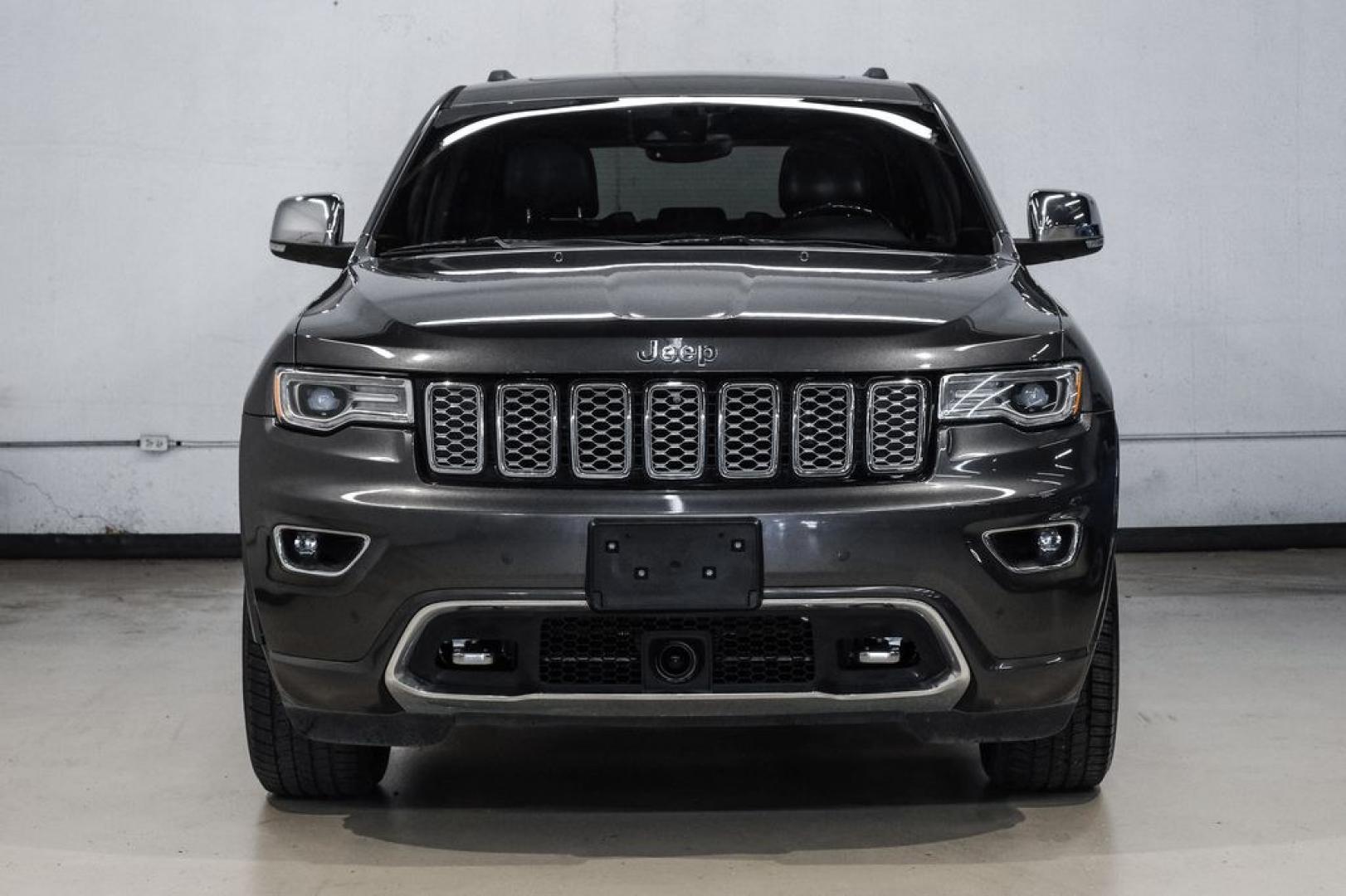 2017 Granite Crystal Metallic Clearcoat /Black Jeep Grand Cherokee Overland (1C4RJECG0HC) with an 3.6L V6 24V VVT engine, Automatic transmission, located at 15300 Midway Rd., Addison, TX, 75001, (972) 702-0011, 32.958321, -96.838074 - Photo#7