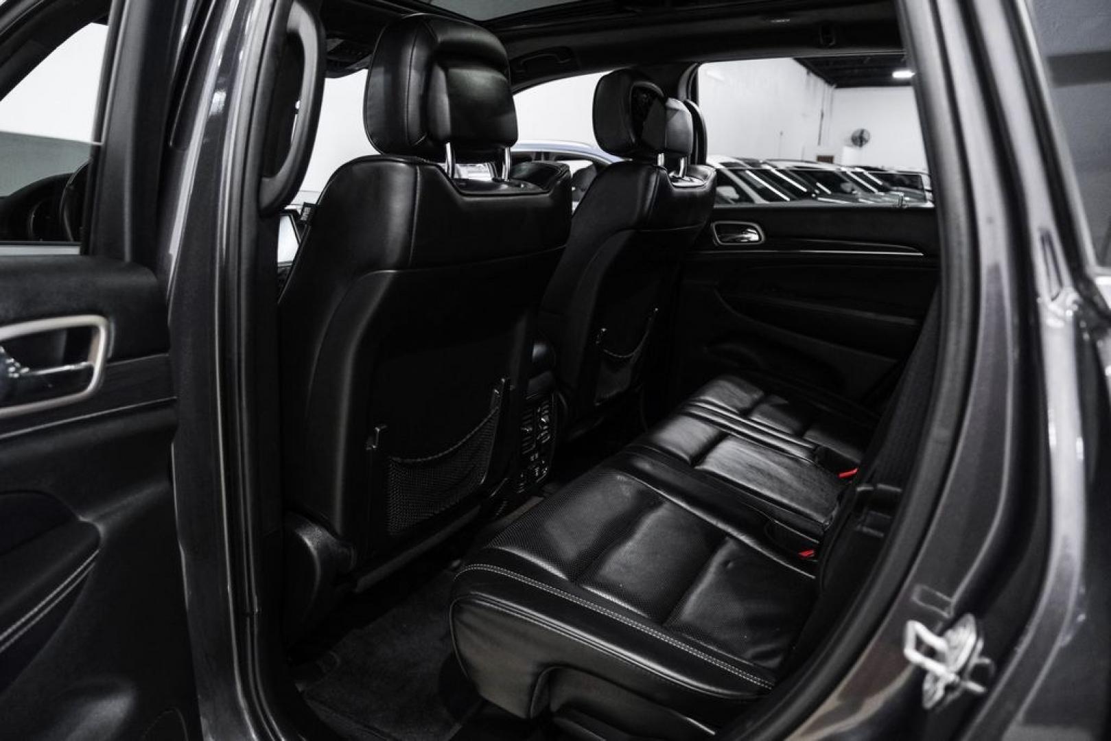 2017 Granite Crystal Metallic Clearcoat /Black Jeep Grand Cherokee Overland (1C4RJECG0HC) with an 3.6L V6 24V VVT engine, Automatic transmission, located at 15300 Midway Rd., Addison, TX, 75001, (972) 702-0011, 32.958321, -96.838074 - Photo#40