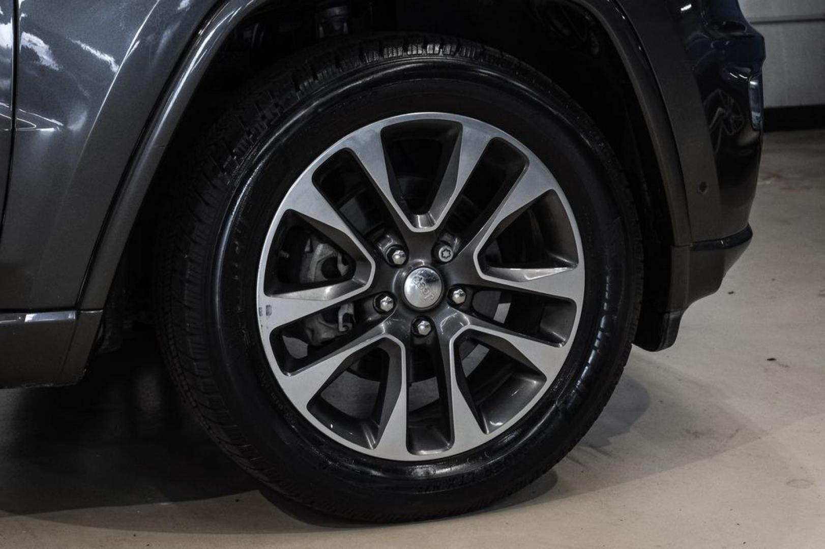 2017 Granite Crystal Metallic Clearcoat /Black Jeep Grand Cherokee Overland (1C4RJECG0HC) with an 3.6L V6 24V VVT engine, Automatic transmission, located at 15300 Midway Rd., Addison, TX, 75001, (972) 702-0011, 32.958321, -96.838074 - Photo#60