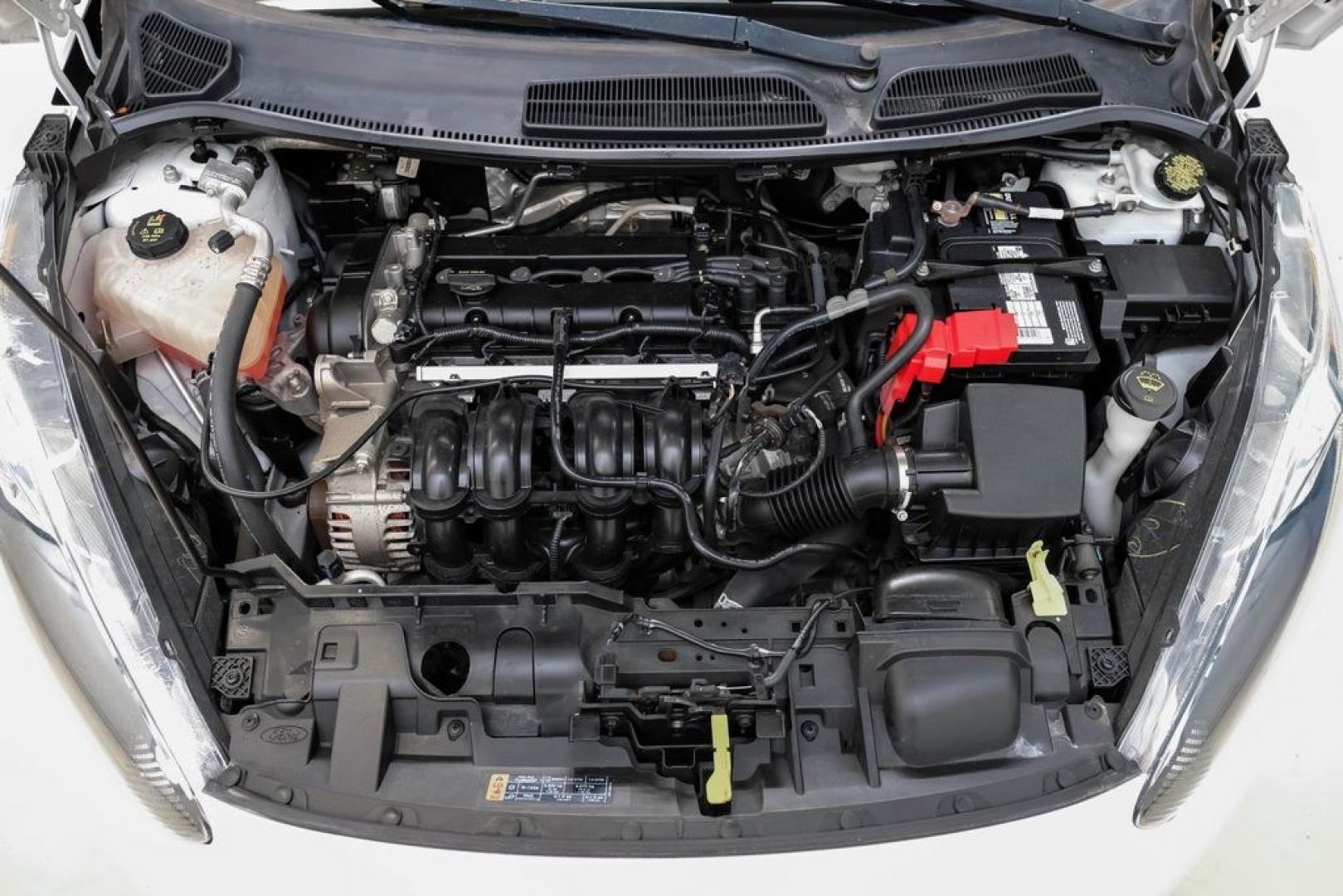 2019 Oxford White /Black Ford Fiesta SE (3FADP4EJXKM) with an 1.6L I4 Ti-VCT engine, Automatic transmission, located at 15300 Midway Rd., Addison, TX, 75001, (972) 702-0011, 32.958321, -96.838074 - Photo#46