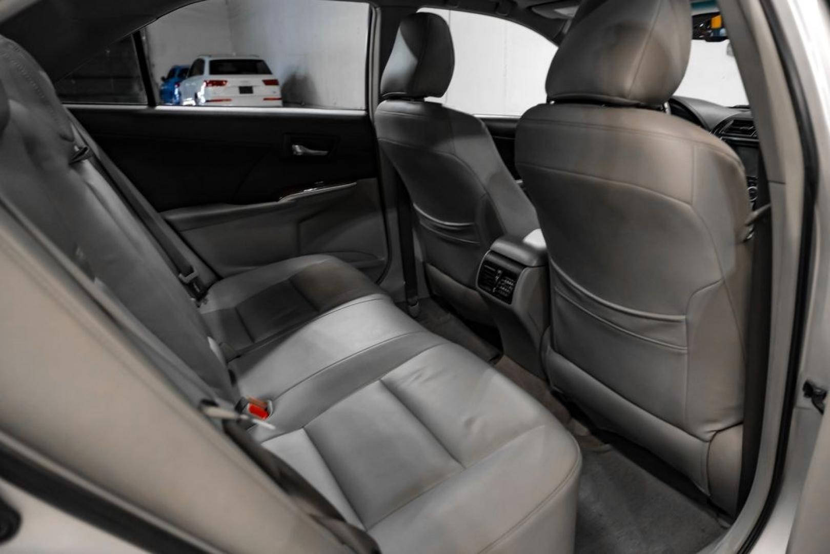 2014 Classic Silver Metallic /Ash Toyota Camry XLE (4T4BF1FK4ER) with an 2.5L I4 SMPI DOHC engine, Automatic transmission, located at 15300 Midway Rd., Addison, TX, 75001, (972) 702-0011, 32.958321, -96.838074 - Photo#38