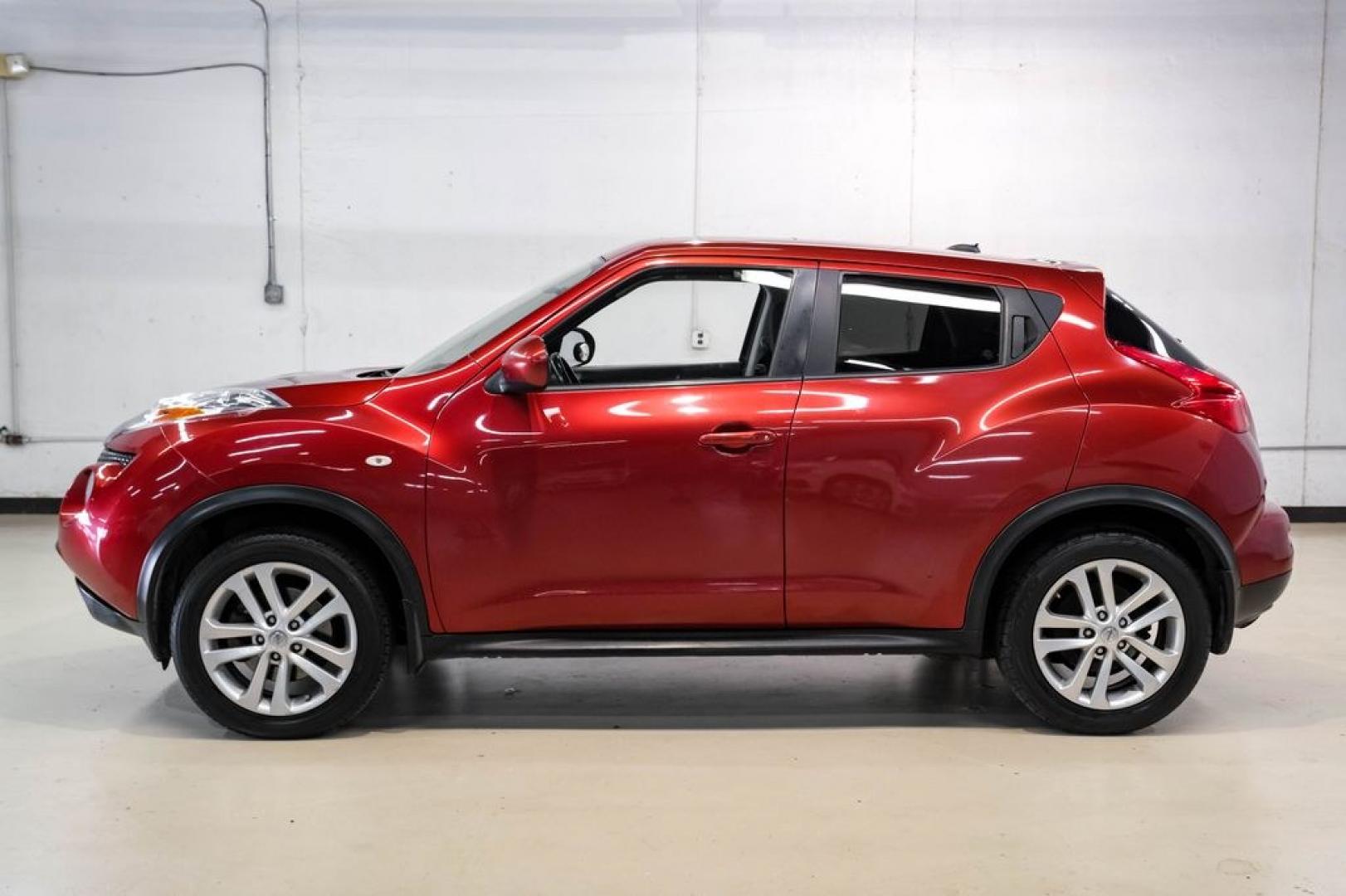 2012 Cayenne Red /Black/Red Nissan Juke SV (JN8AF5MV2CT) with an 1.6L I4 DOHC 16V engine, CVT transmission, located at 15300 Midway Rd., Addison, TX, 75001, (972) 702-0011, 32.958321, -96.838074 - Photo#11