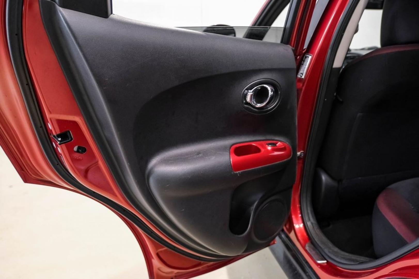 2012 Cayenne Red /Black/Red Nissan Juke SV (JN8AF5MV2CT) with an 1.6L I4 DOHC 16V engine, CVT transmission, located at 15300 Midway Rd., Addison, TX, 75001, (972) 702-0011, 32.958321, -96.838074 - Photo#44