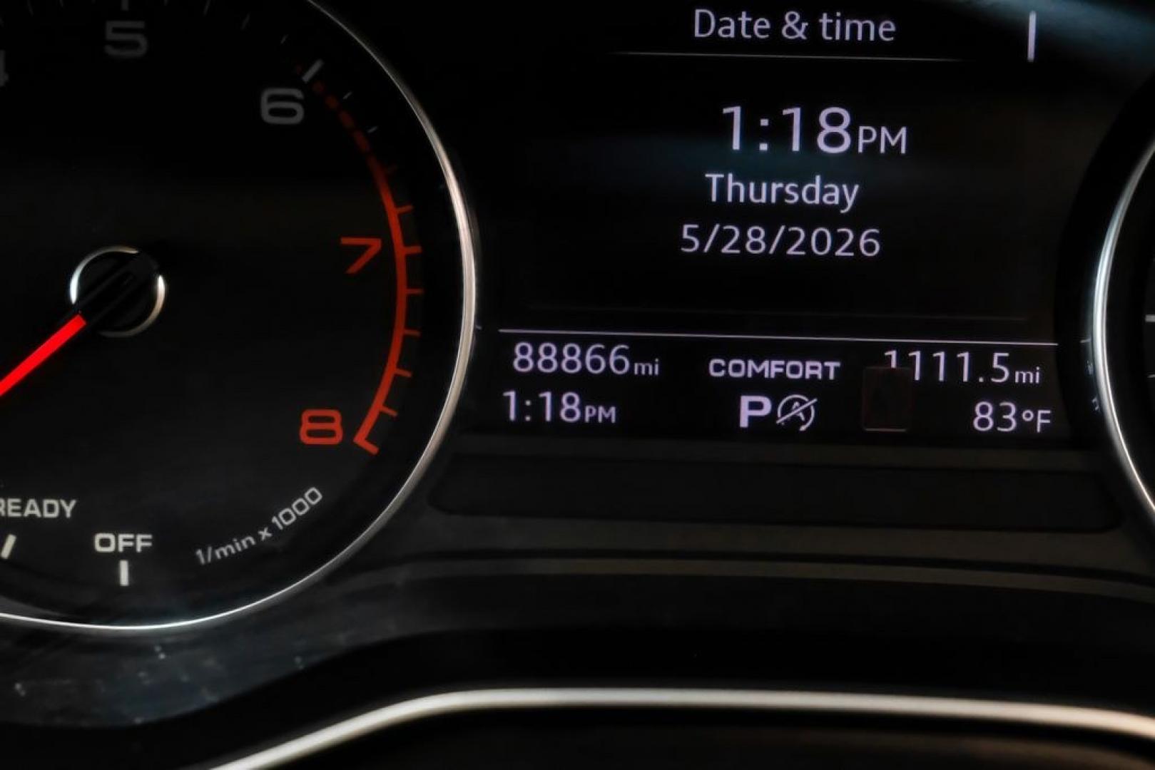 2018 Glacier White /Black Audi A4 2.0T ultra Premium (WAULMAF43JA) with an 2.0L I4 TFSI DOHC engine, Automatic transmission, located at 15300 Midway Rd., Addison, TX, 75001, (972) 702-0011, 32.958321, -96.838074 - Photo#21