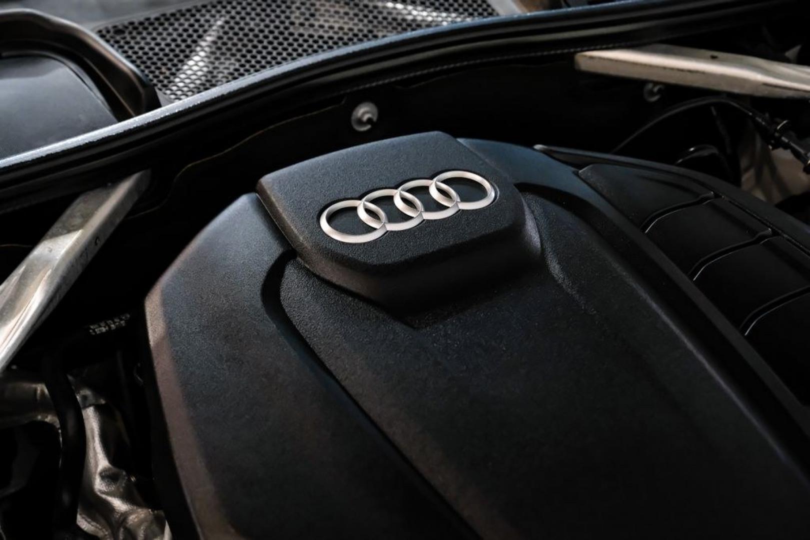 2018 Glacier White /Black Audi A4 2.0T ultra Premium (WAULMAF43JA) with an 2.0L I4 TFSI DOHC engine, Automatic transmission, located at 15300 Midway Rd., Addison, TX, 75001, (972) 702-0011, 32.958321, -96.838074 - Photo#54