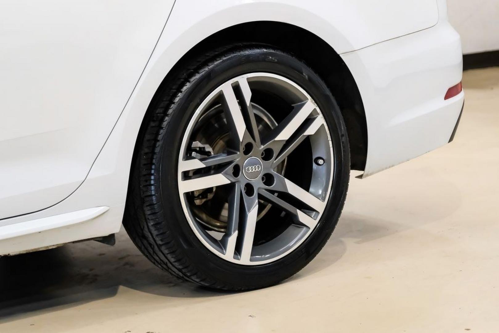 2018 Glacier White /Black Audi A4 2.0T ultra Premium (WAULMAF43JA) with an 2.0L I4 TFSI DOHC engine, Automatic transmission, located at 15300 Midway Rd., Addison, TX, 75001, (972) 702-0011, 32.958321, -96.838074 - Photo#60