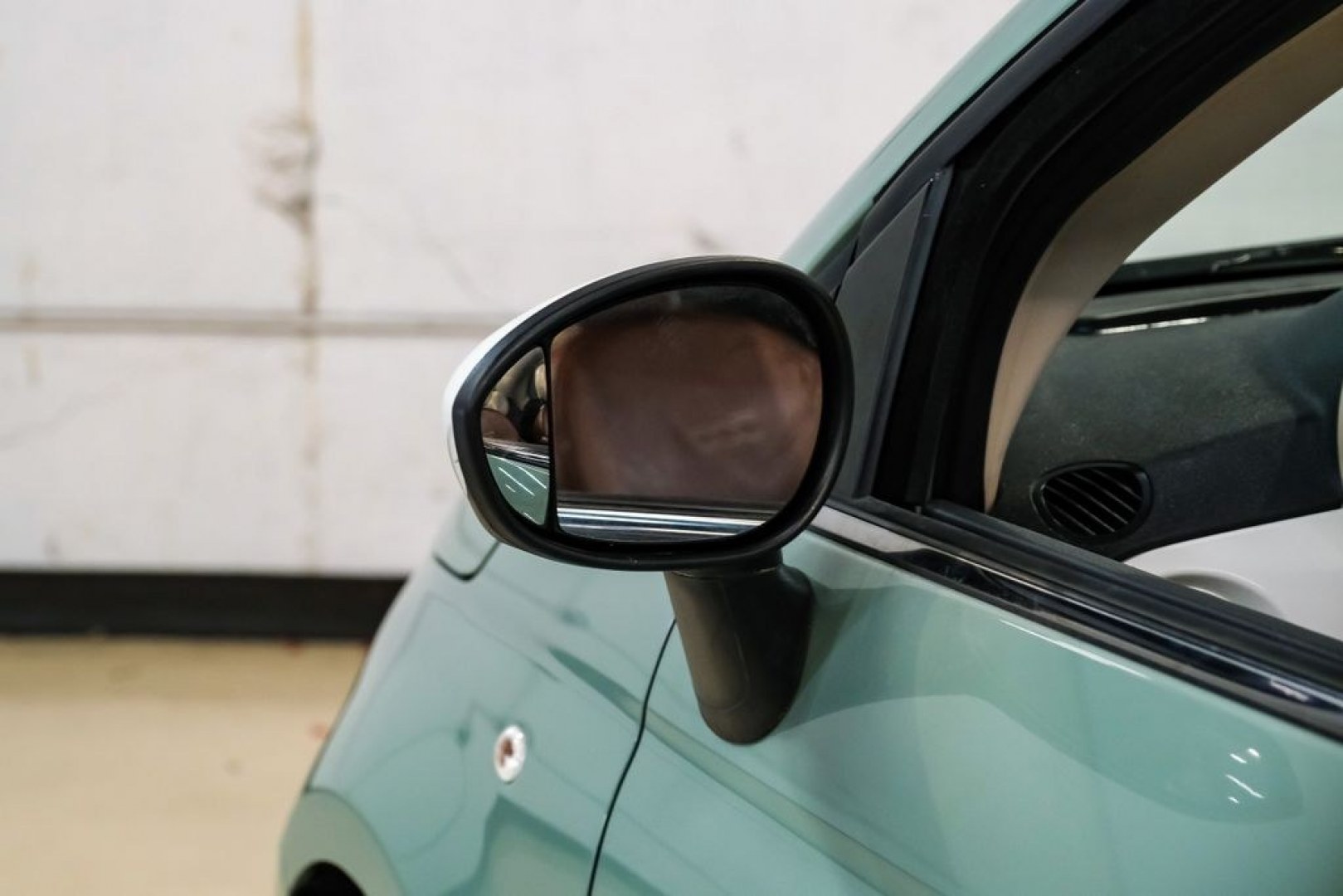 2015 Light Green /Ivory Fiat 500c Lounge (3C3CFFER4FT) with an 1.4L I4 16V MultiAir engine, Automatic transmission, located at 15300 Midway Rd., Addison, TX, 75001, (972) 702-0011, 32.958321, -96.838074 - Photo#35