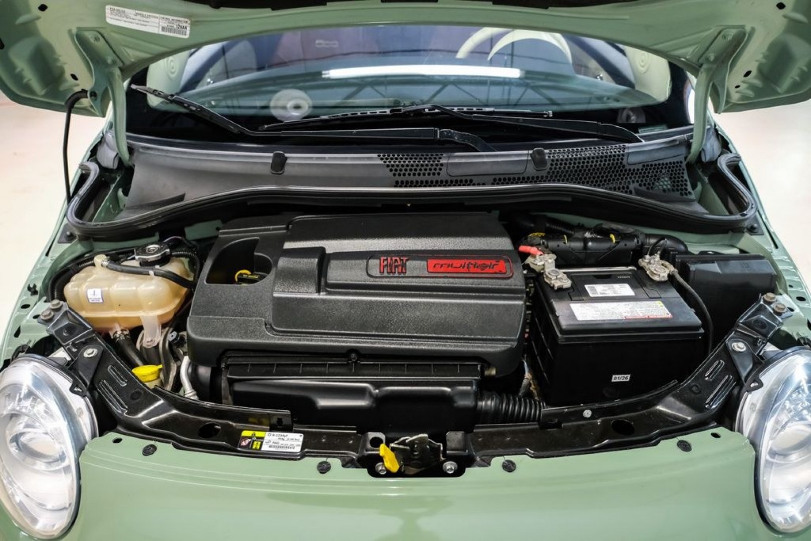 2015 Light Green /Ivory Fiat 500c Lounge (3C3CFFER4FT) with an 1.4L I4 16V MultiAir engine, Automatic transmission, located at 15300 Midway Rd., Addison, TX, 75001, (972) 702-0011, 32.958321, -96.838074 - Photo#42