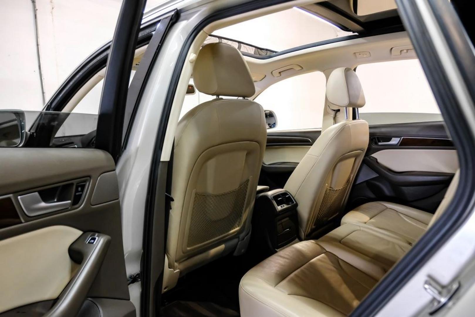 2017 Silver Metallic /Pistachio Beige Audi Q5 2.0T Premium Plus (WA1L2AFP1HA) with an 2.0L 4-Cylinder TFSI engine, Automatic transmission, located at 15300 Midway Rd., Addison, TX, 75001, (972) 702-0011, 32.958321, -96.838074 - Photo#38