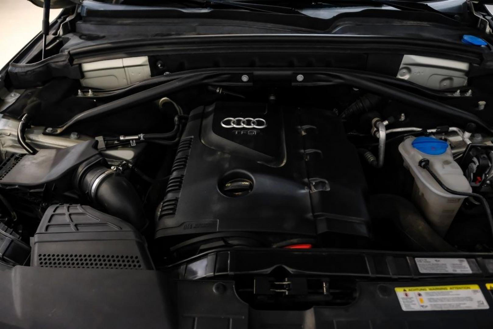 2017 Silver Metallic /Pistachio Beige Audi Q5 2.0T Premium Plus (WA1L2AFP1HA) with an 2.0L 4-Cylinder TFSI engine, Automatic transmission, located at 15300 Midway Rd., Addison, TX, 75001, (972) 702-0011, 32.958321, -96.838074 - Photo#50