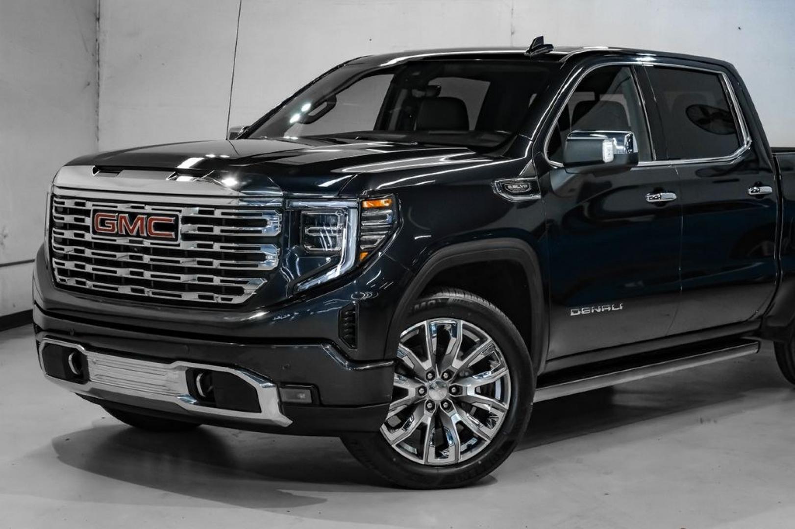 2023 Titanium /Black GMC Sierra 1500 Denali (3GTUUGED2PG) with an EcoTec3 5.3L V8 engine, Automatic transmission, located at 15300 Midway Rd., Addison, TX, 75001, (972) 702-0011, 32.958321, -96.838074 - Photo#5