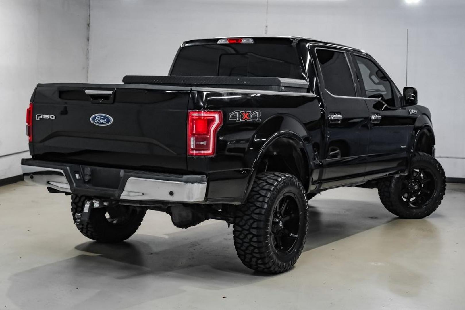 2017 Shadow Black /Black Ford F-150 Lariat (1FTEW1EG7HF) with an 3.5L V6 engine, Automatic transmission, located at 15300 Midway Rd., Addison, TX, 75001, (972) 702-0011, 32.958321, -96.838074 - Photo#9